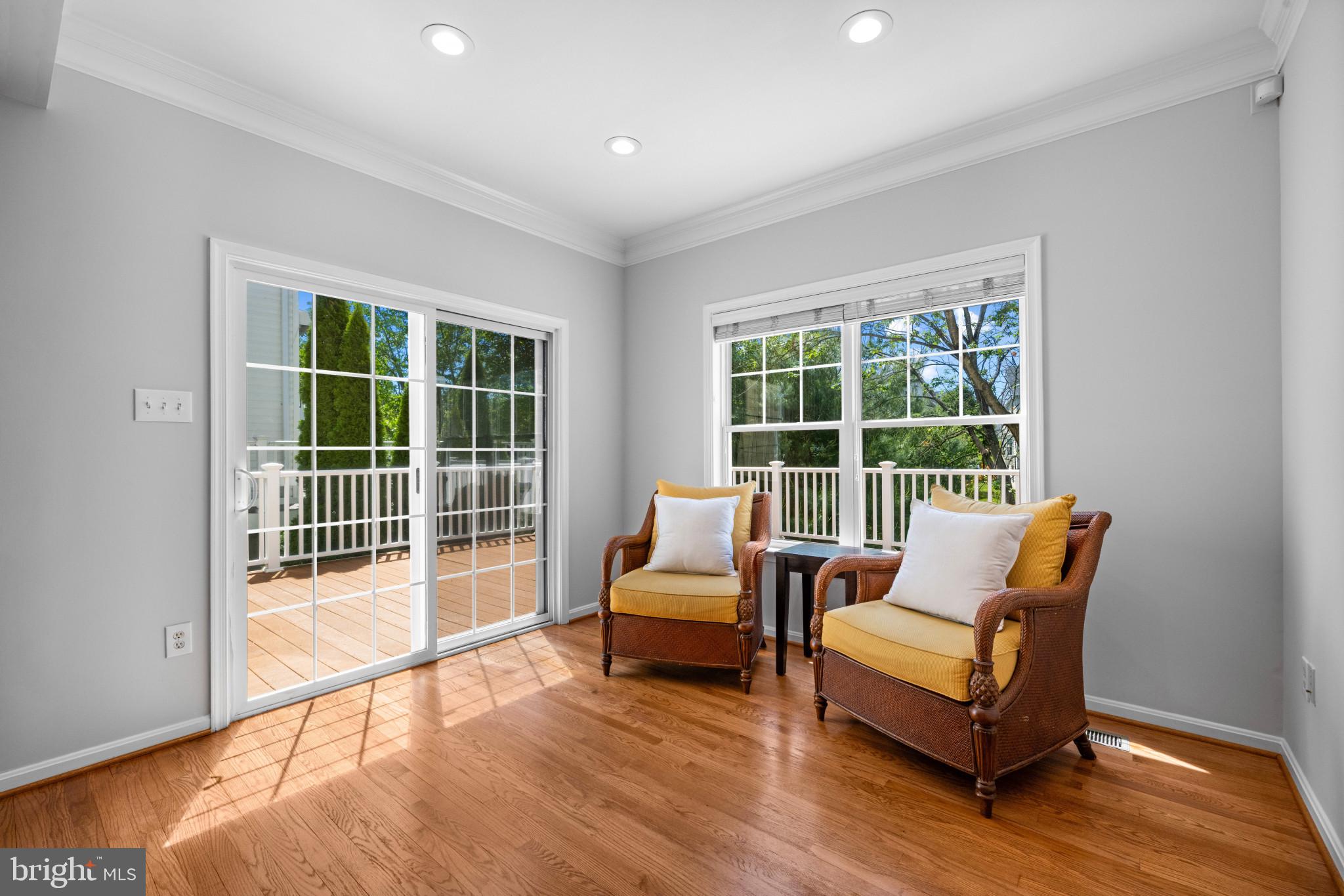 WAVERLY WOODS - Residential