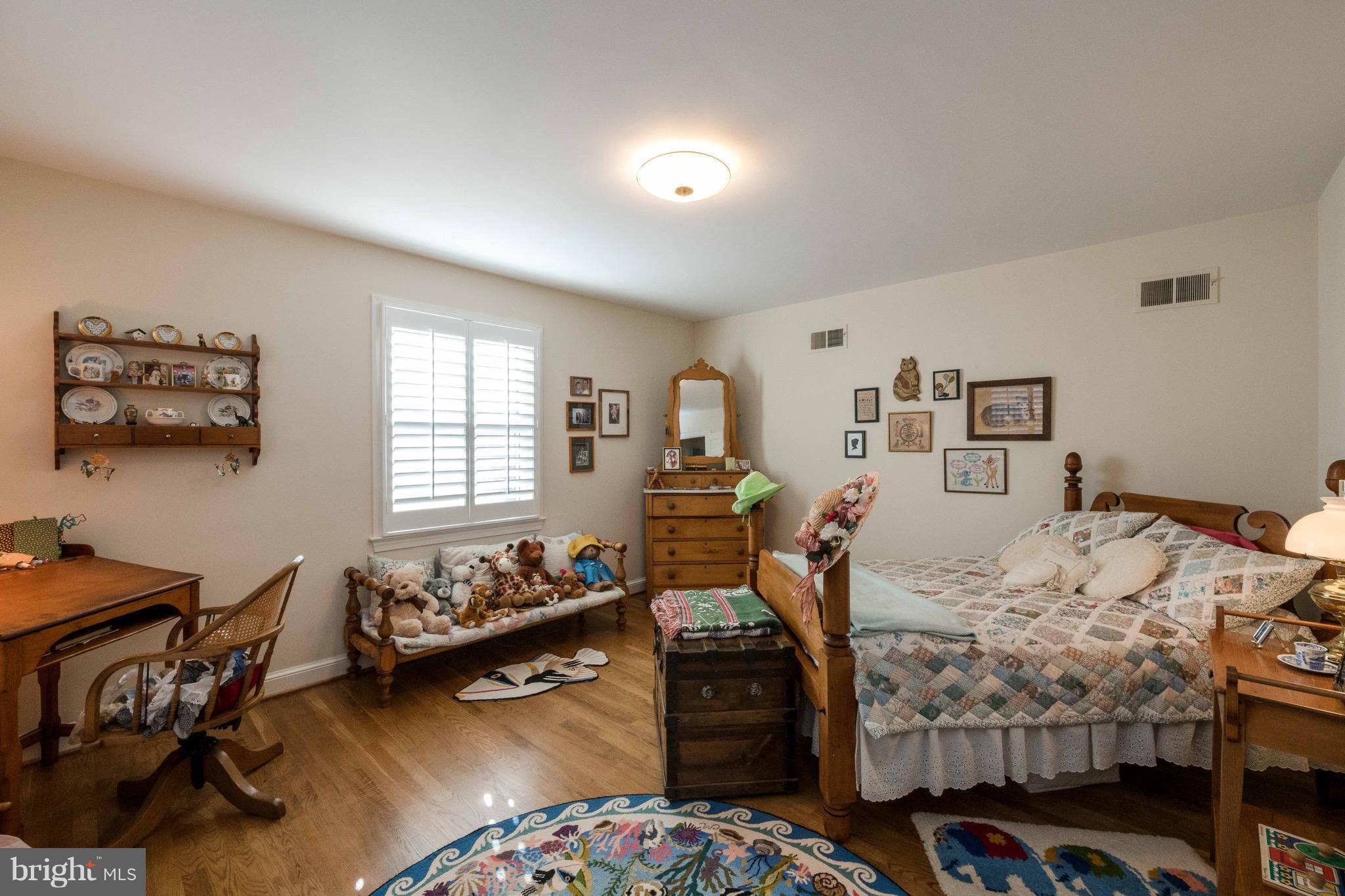 FARMINGTON - Residential