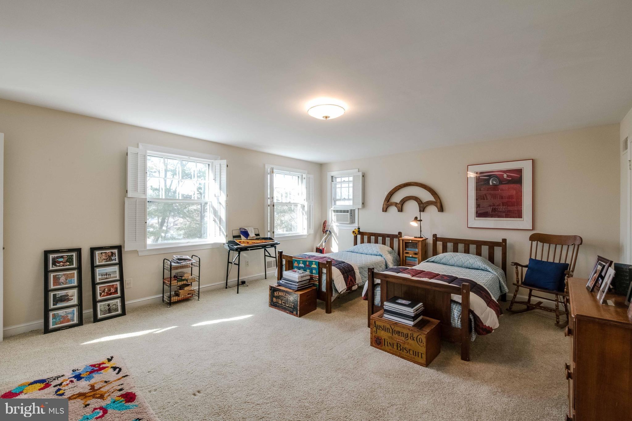 FARMINGTON - Residential