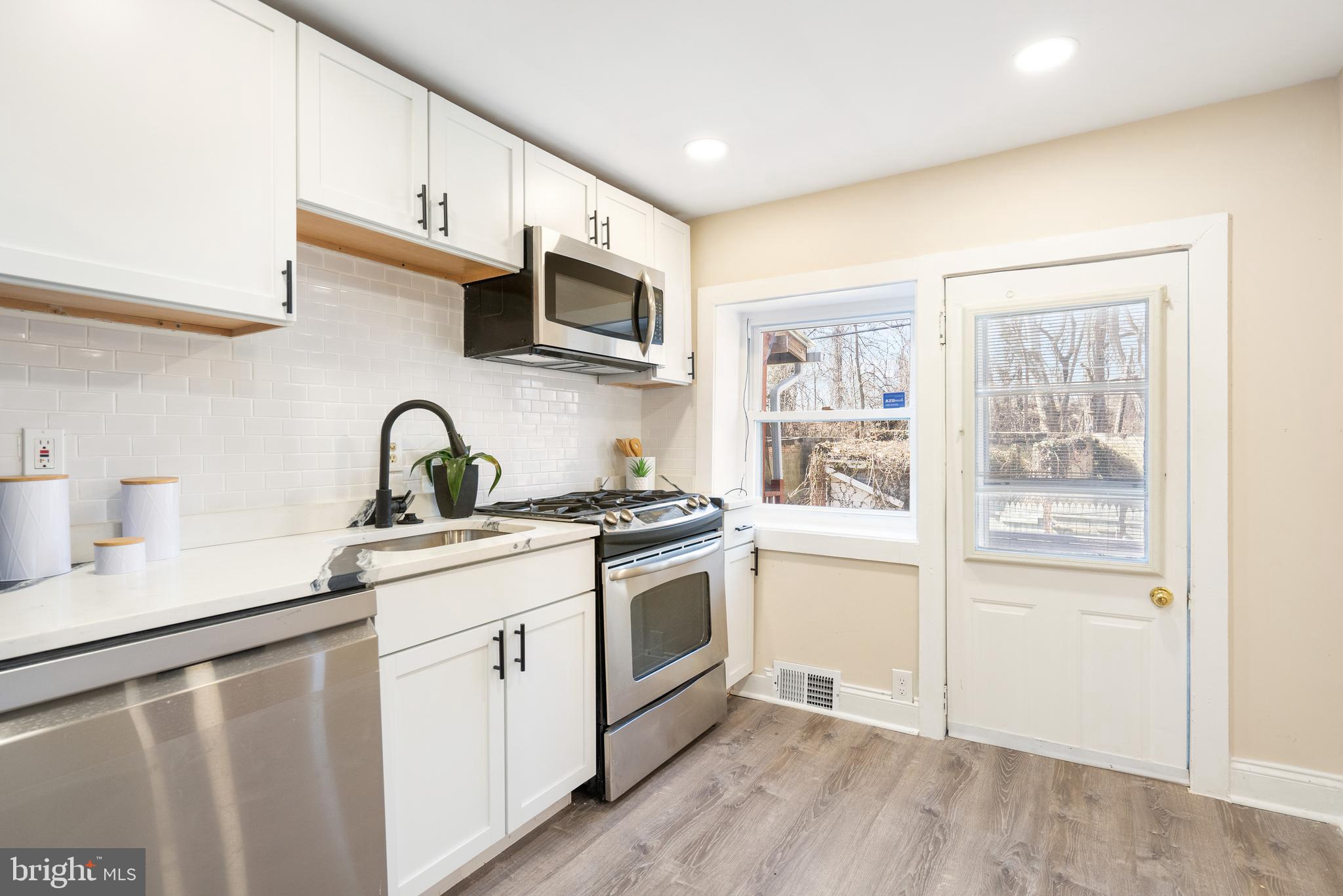 BURLEITH - LEIGHTON - Residential