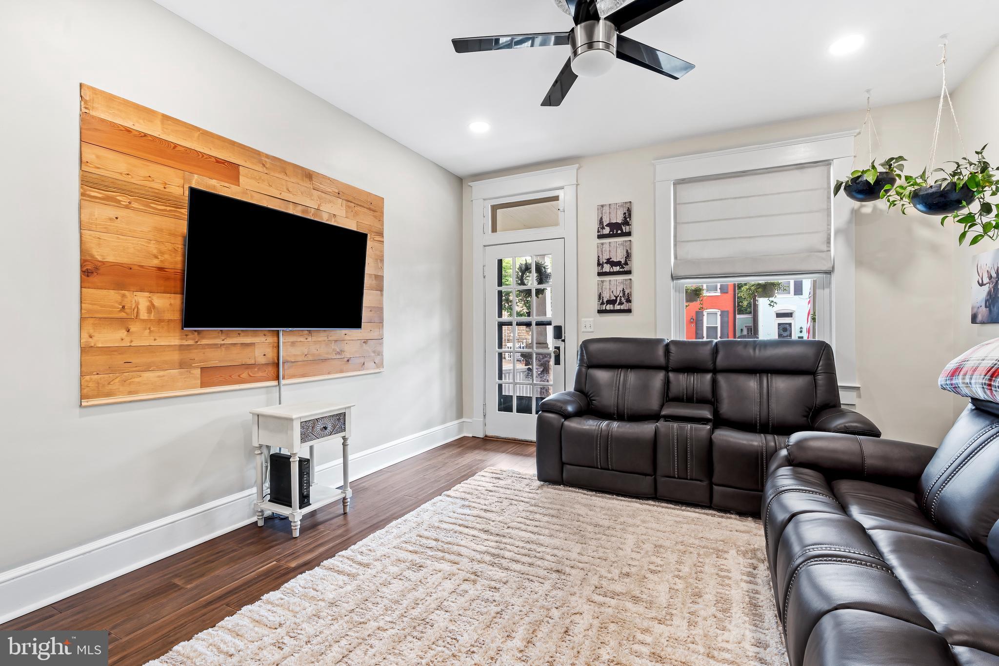 DOWNTOWN FREDERICK - Residential