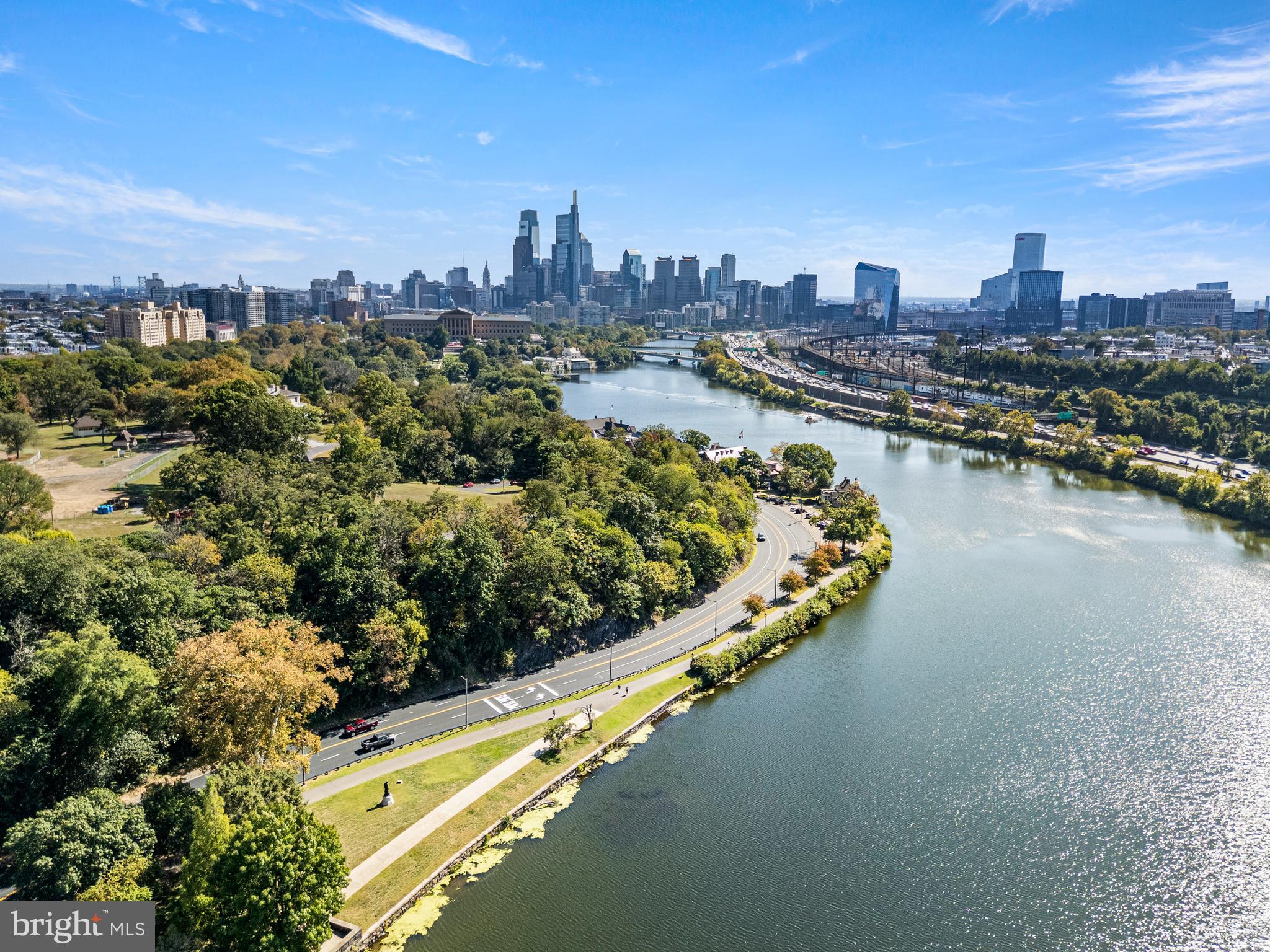 FAIRMOUNT - Residential