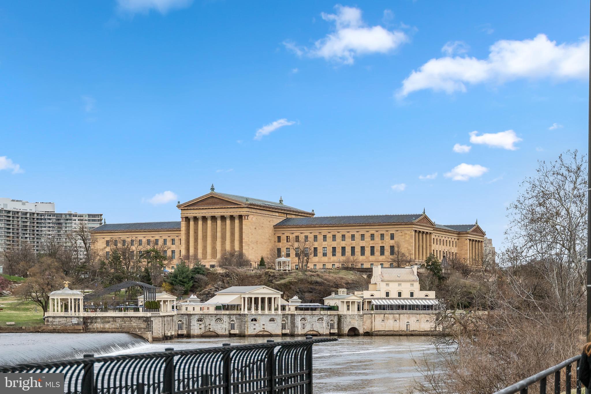 FAIRMOUNT - Residential