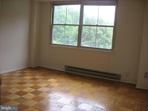 CIRCLE - Residential Lease