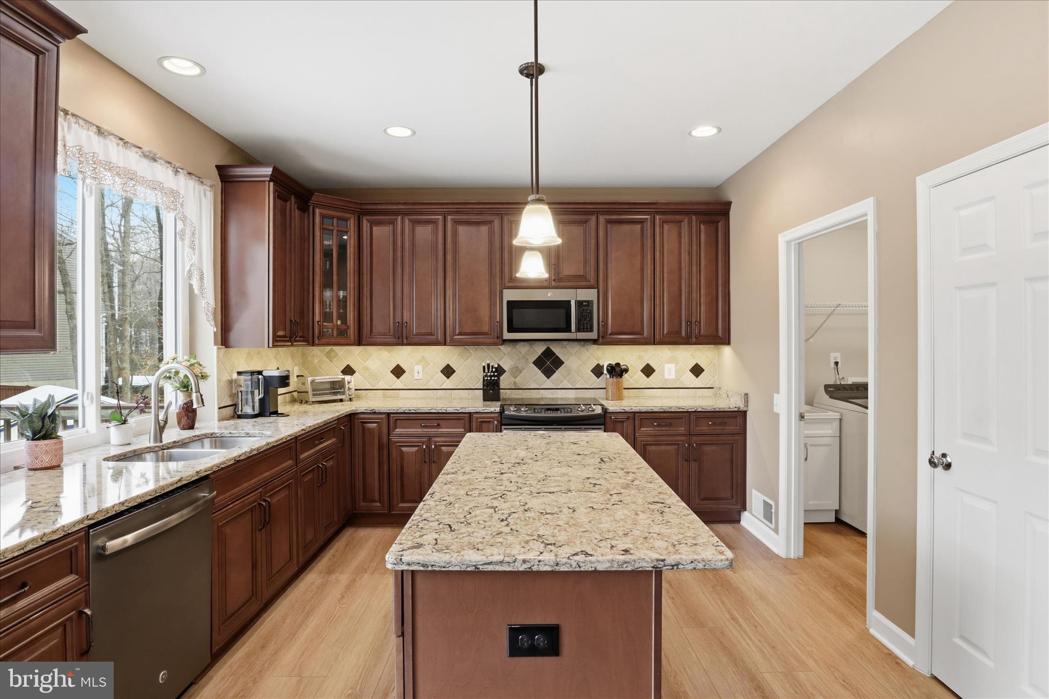 WINDING CREEK ESTATES - Residential