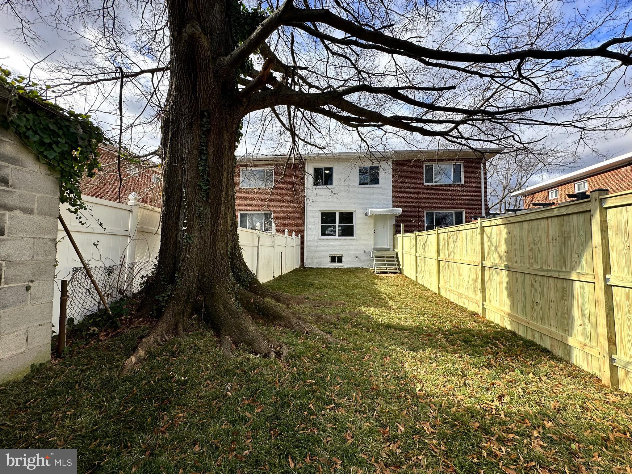 GLASSMANOR - Residential