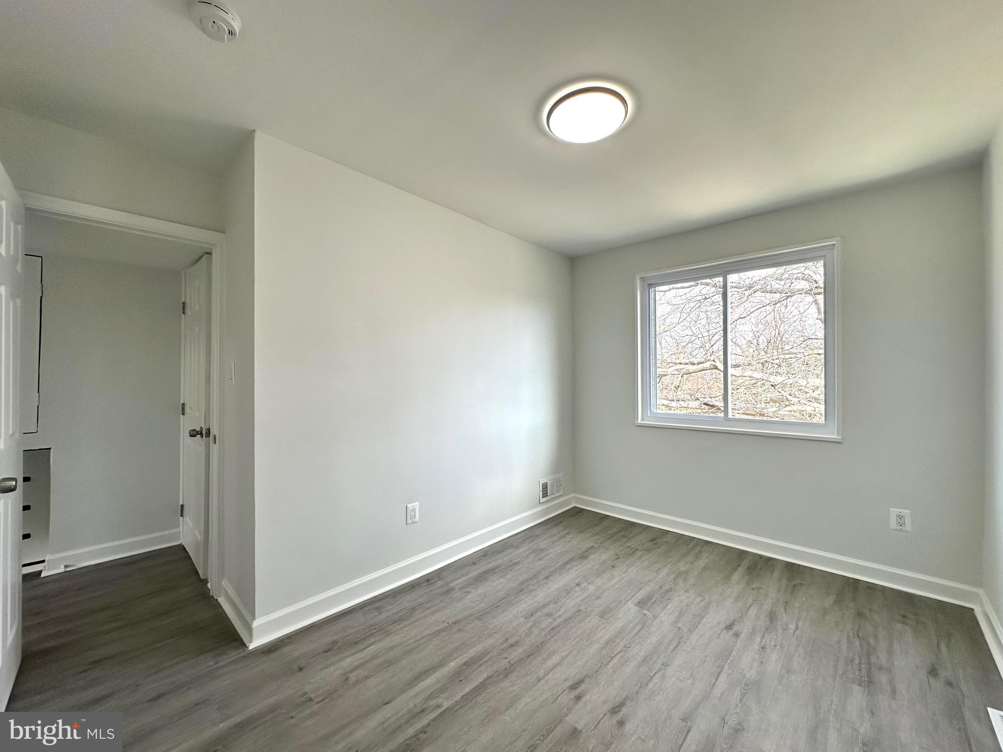 GLASSMANOR - Residential