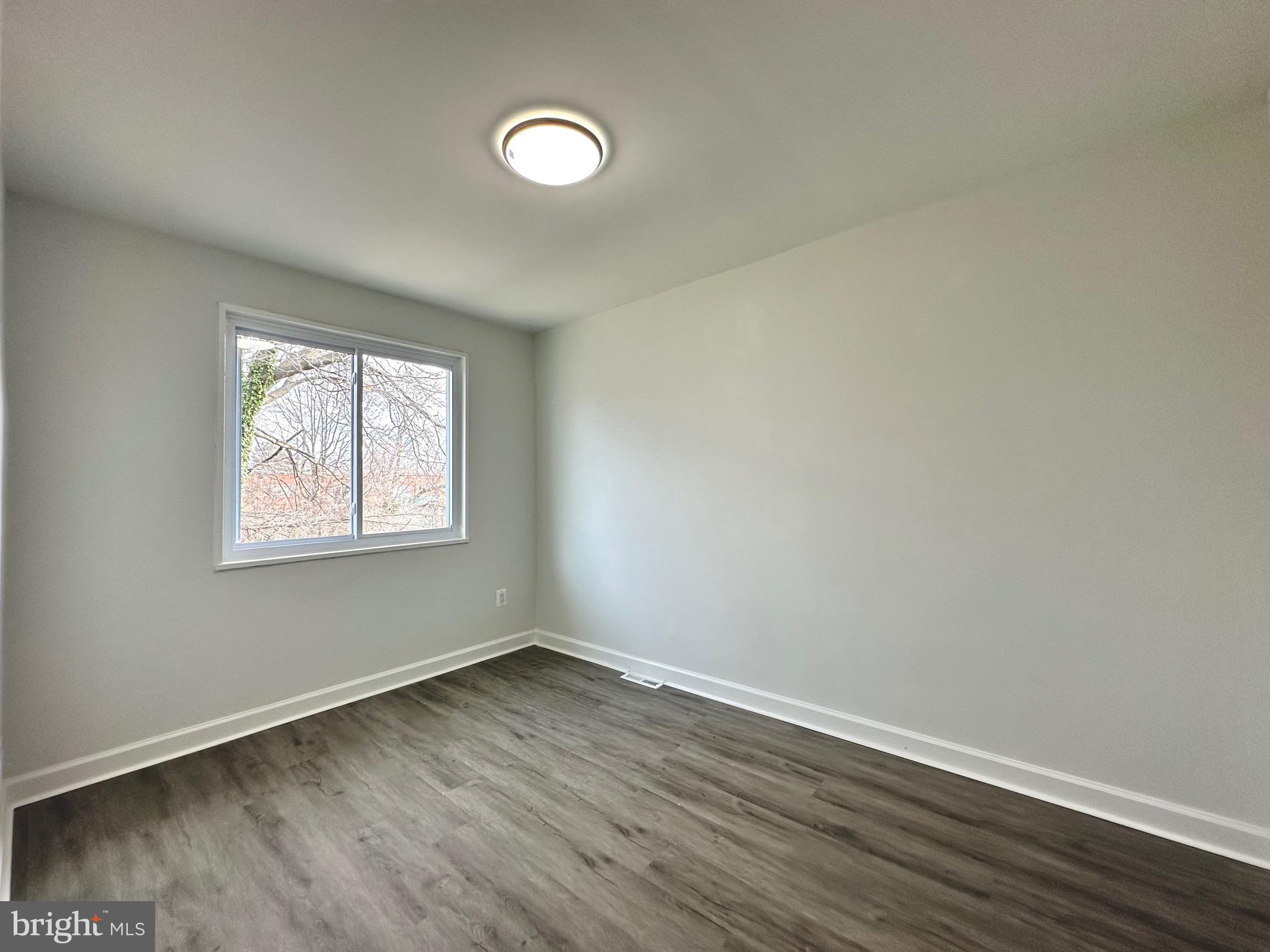 GLASSMANOR - Residential