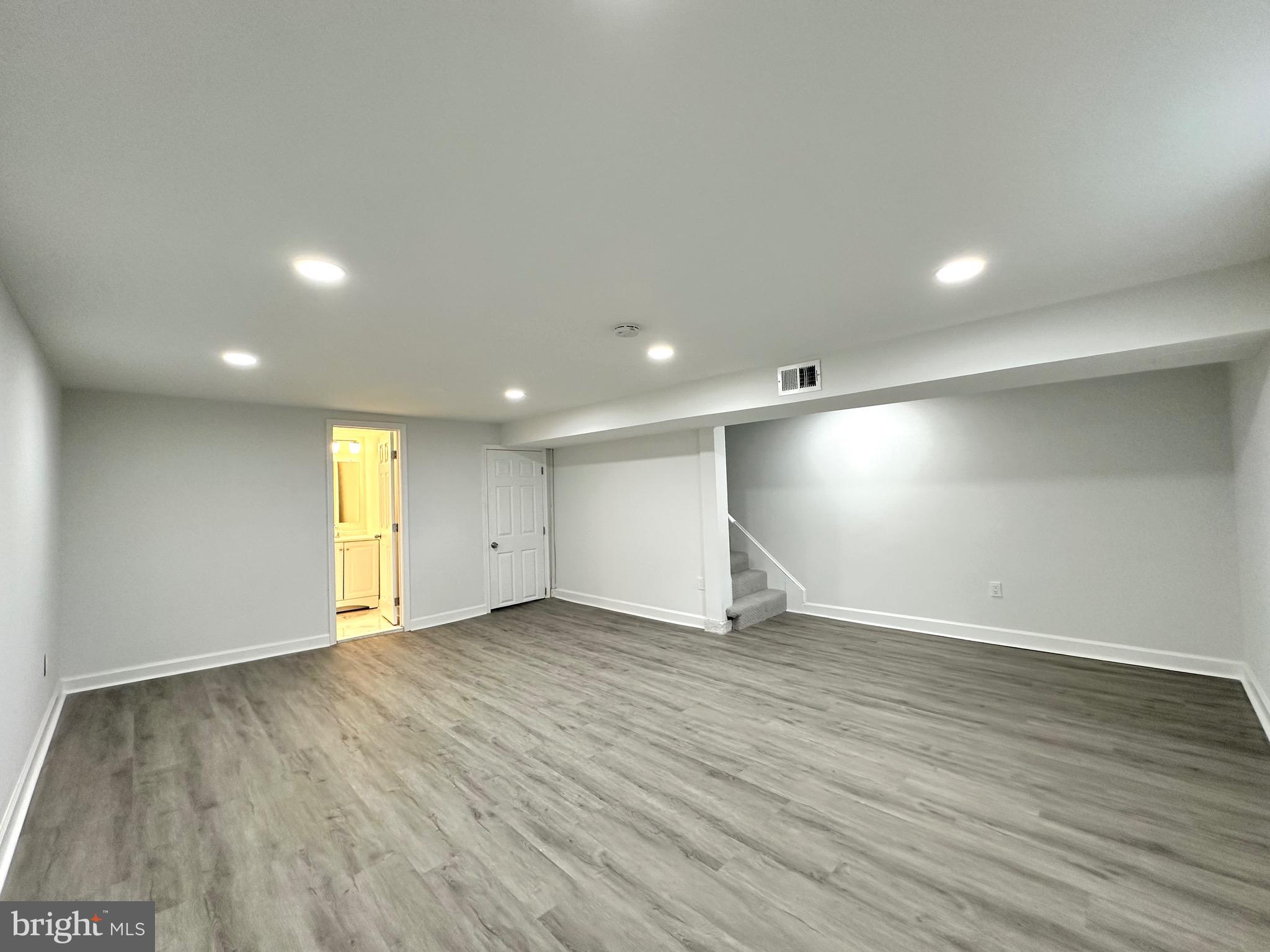 GLASSMANOR - Residential