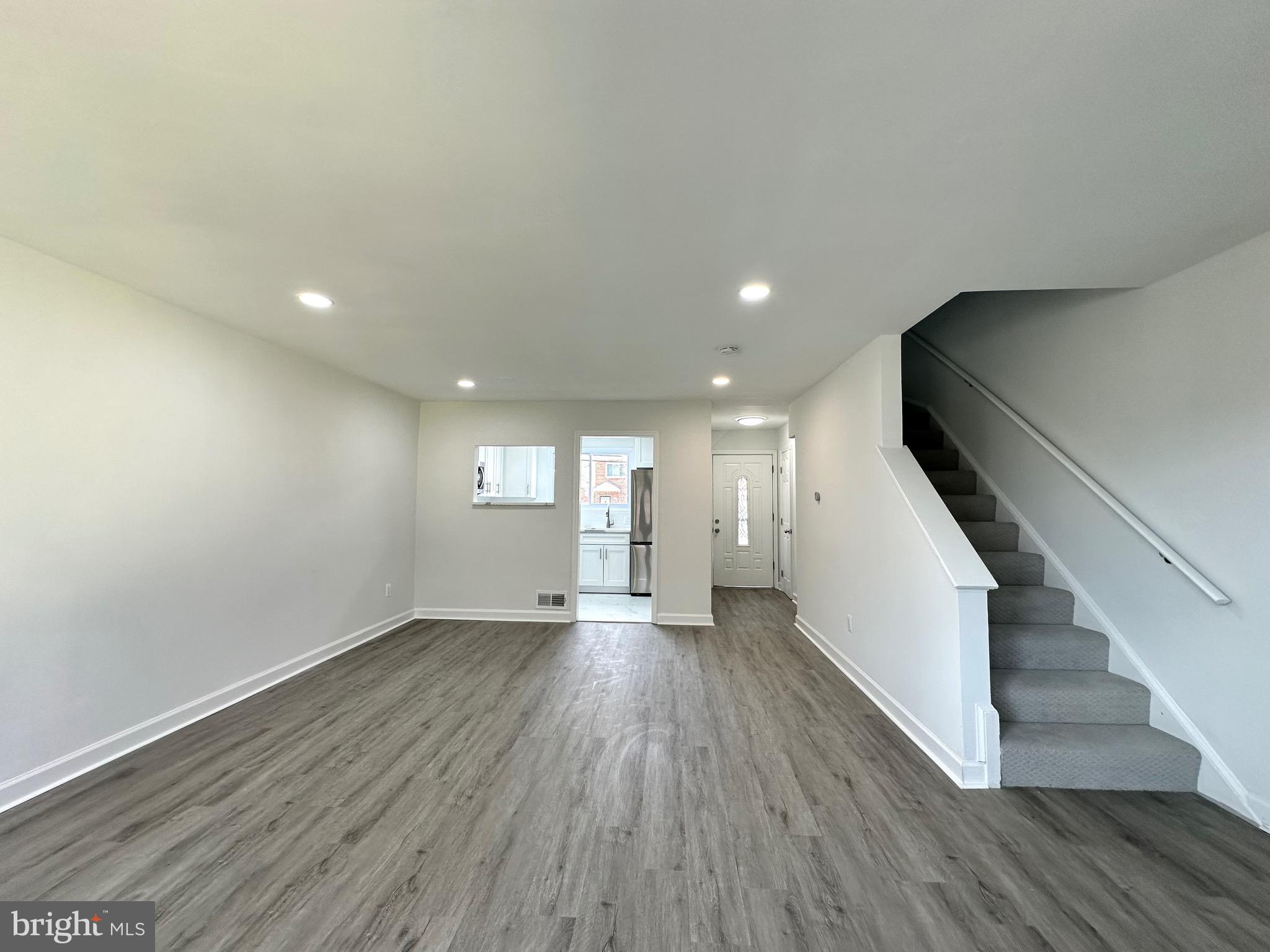 GLASSMANOR - Residential