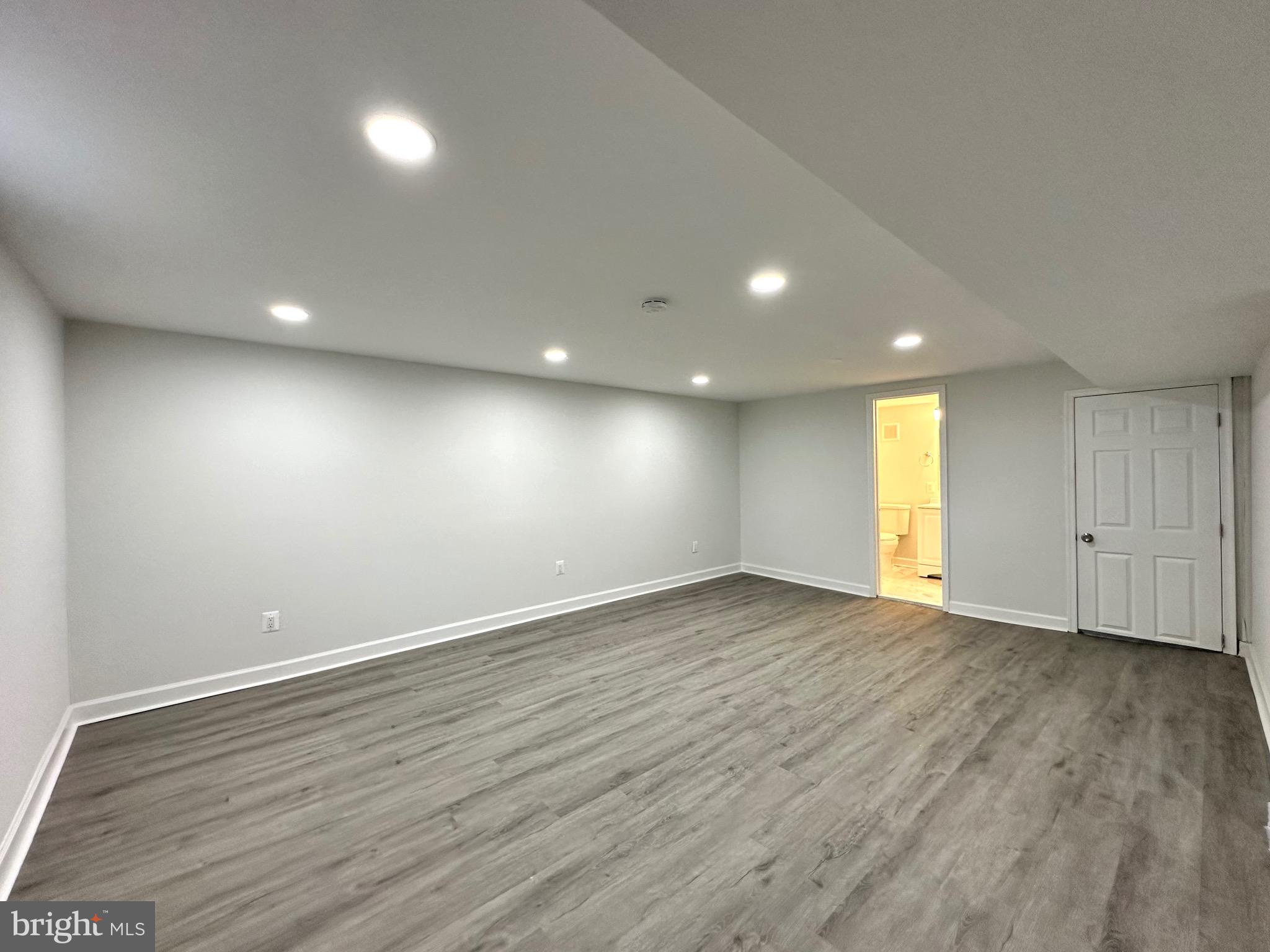 GLASSMANOR - Residential