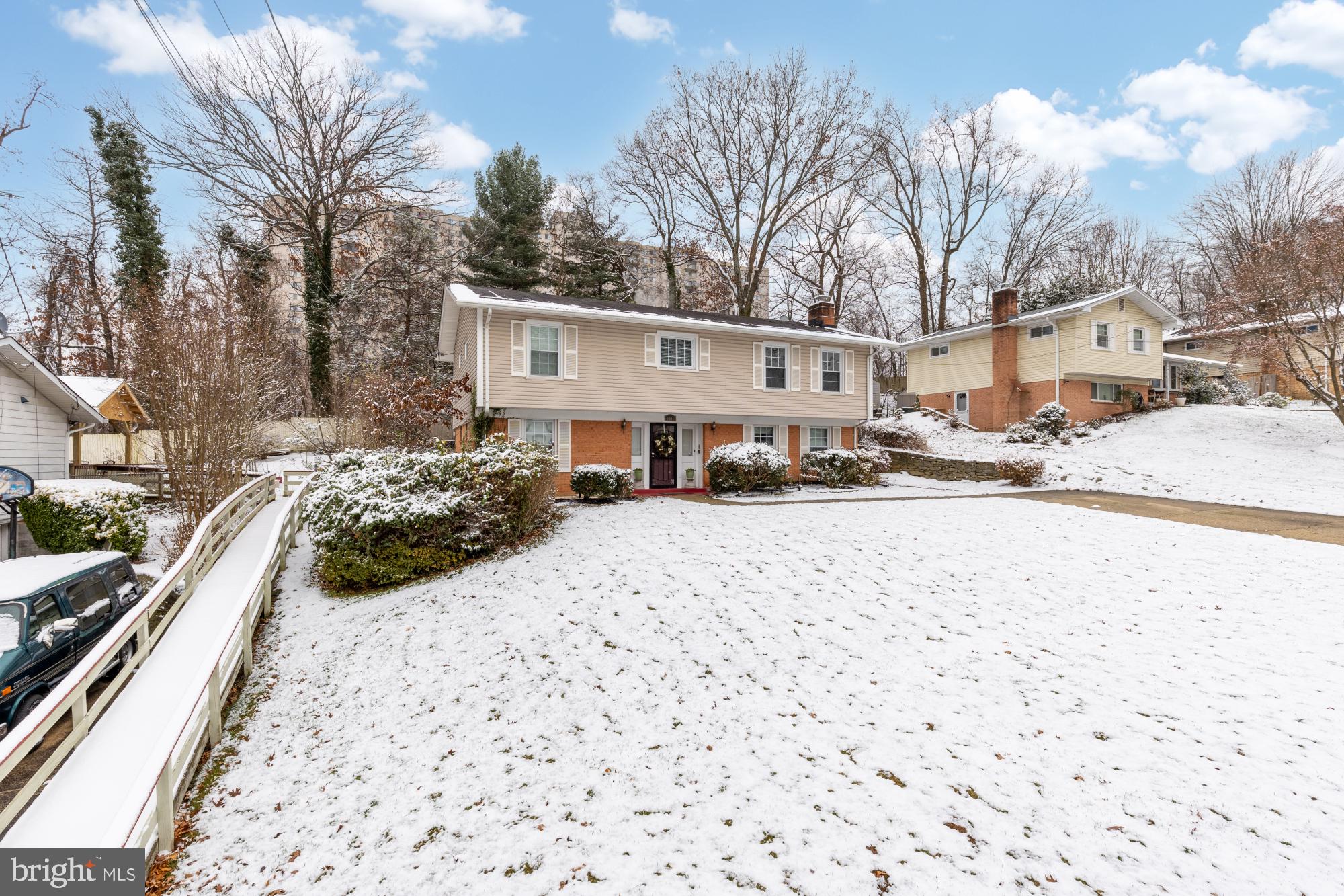 SPRINGBROOK VILLAGE - Residential