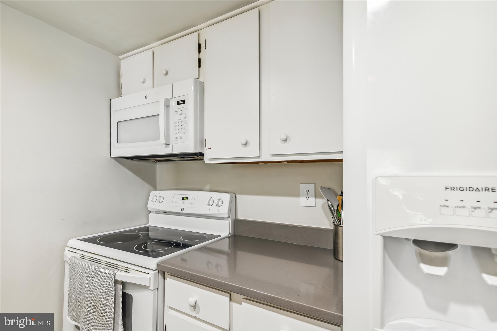 NORTH PORT CONDO - Residential