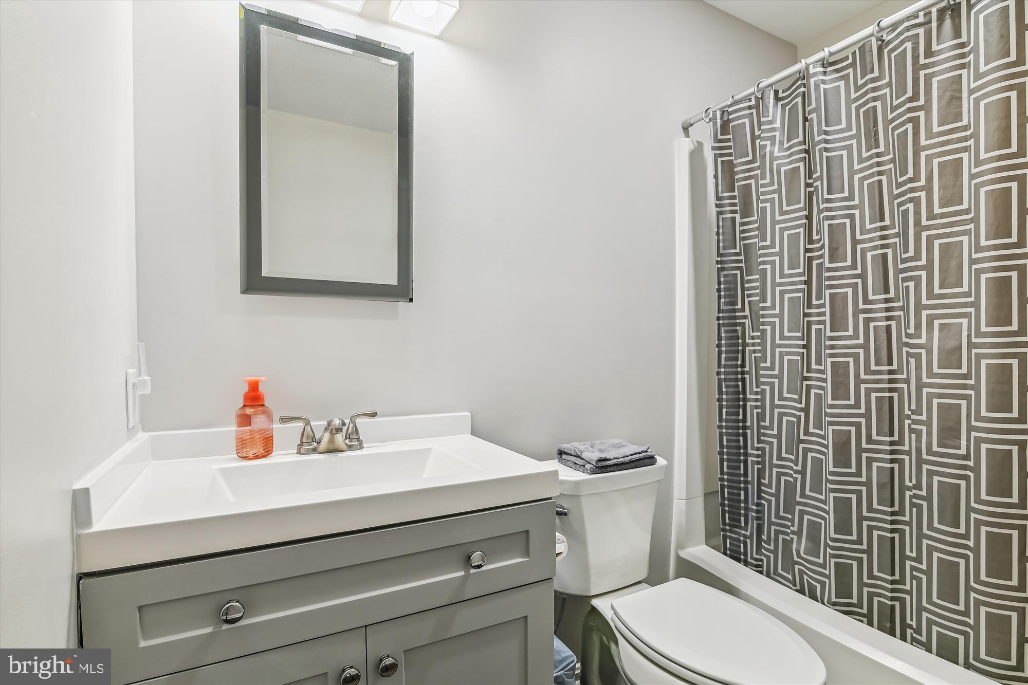 NORTH PORT CONDO - Residential