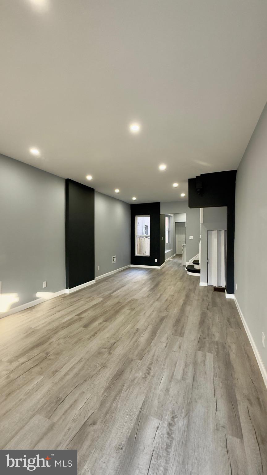 413 S 9TH STREET
