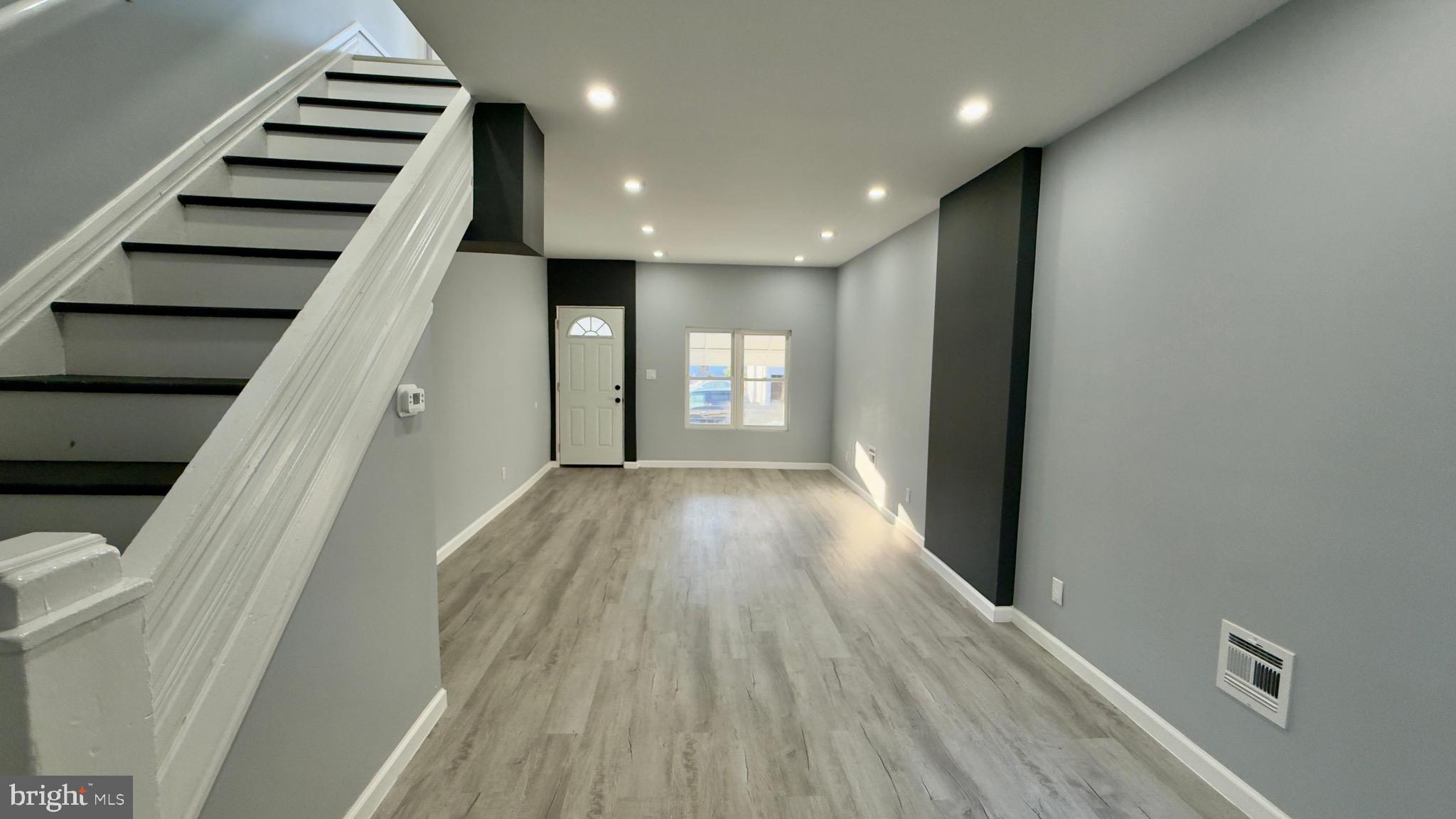 413 S 9TH STREET