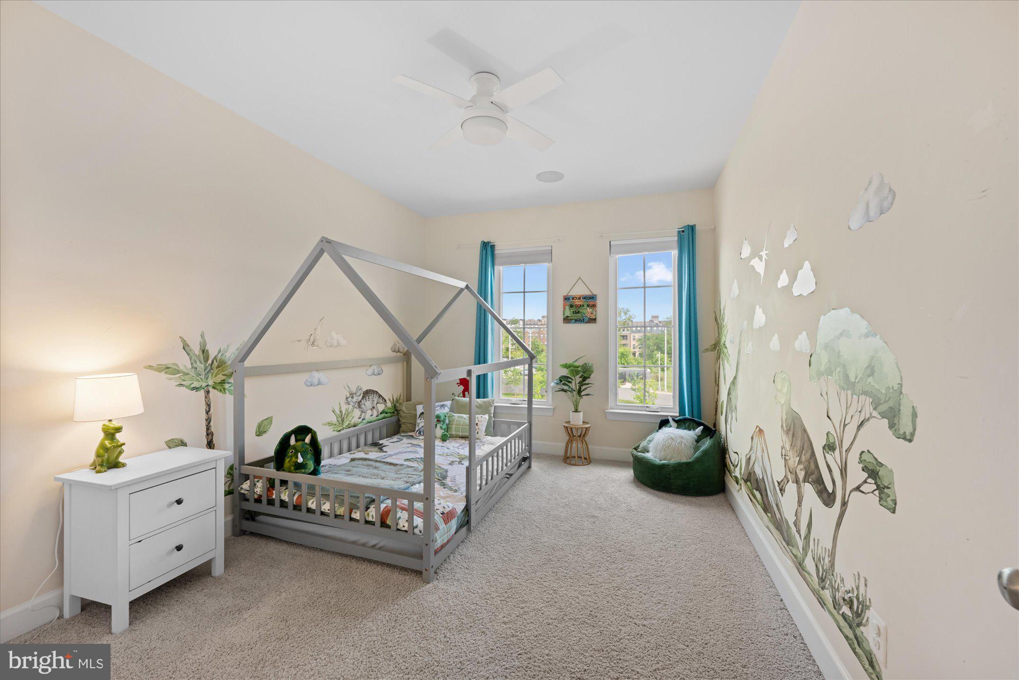 ONE LOUDOUN - Residential