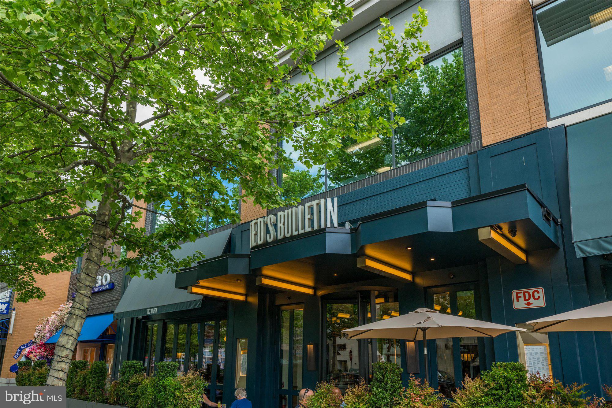 ONE LOUDOUN - Residential