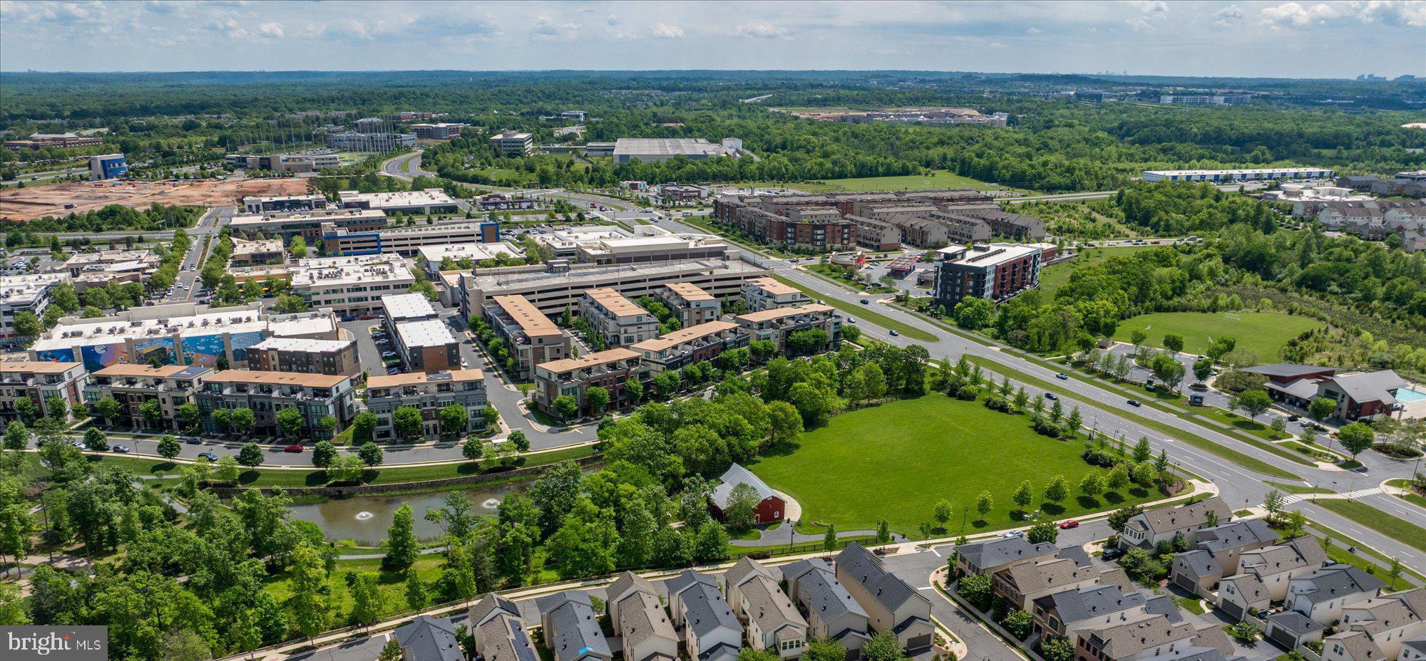 ONE LOUDOUN - Residential