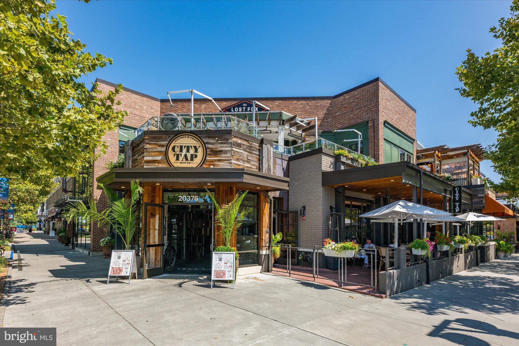 ONE LOUDOUN - Residential