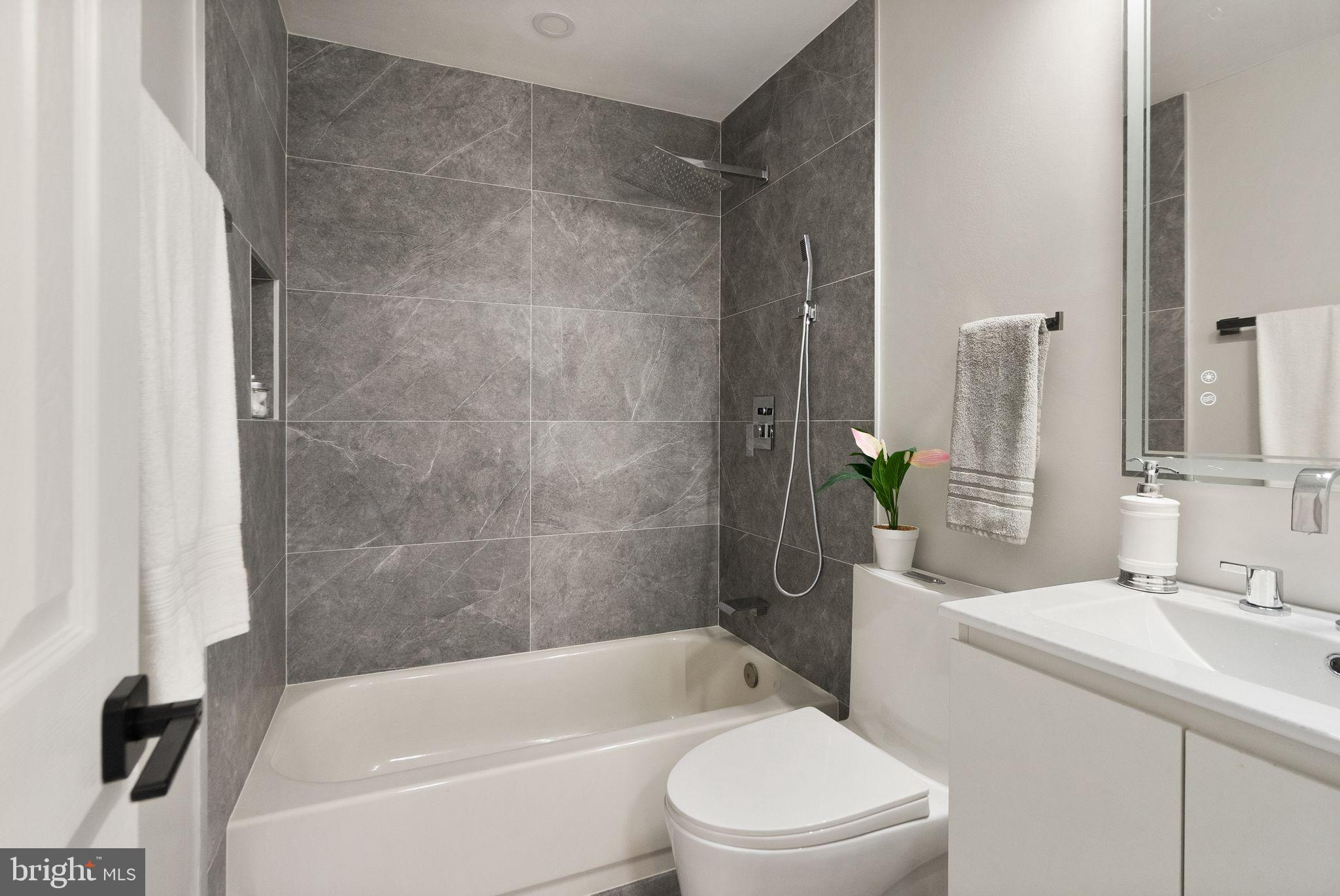 COVINGTON - Residential