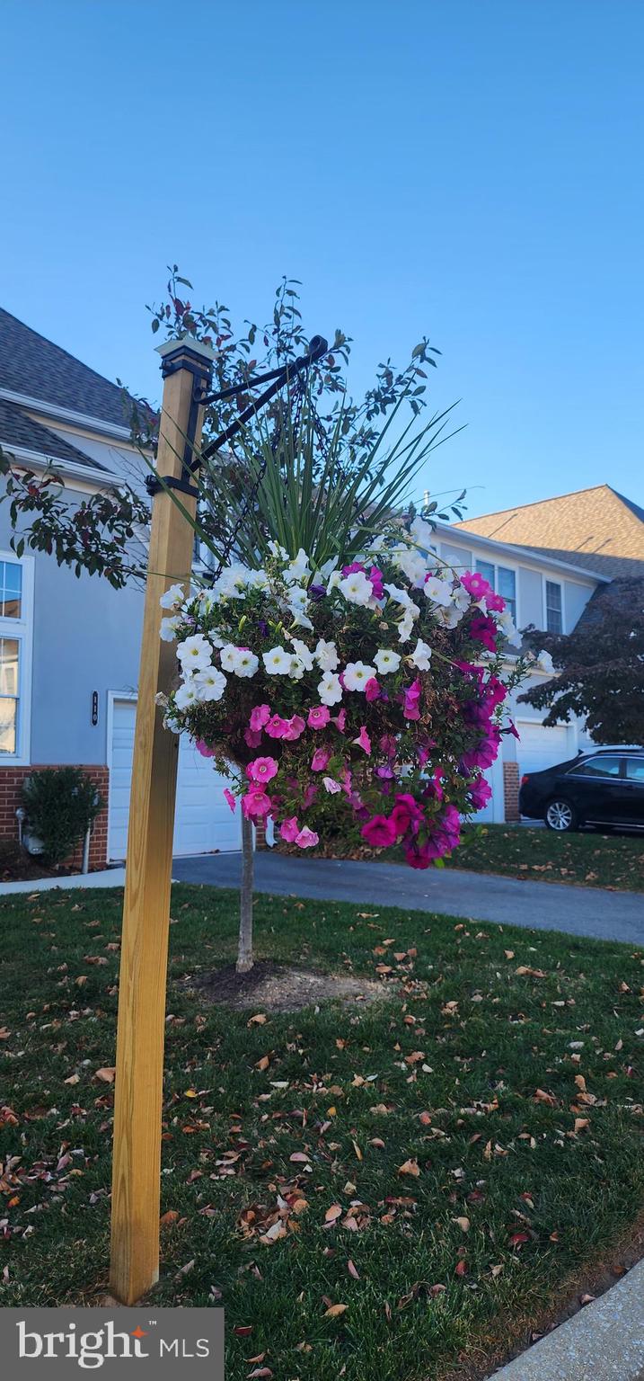 GREY ROCK VILLAS - Residential