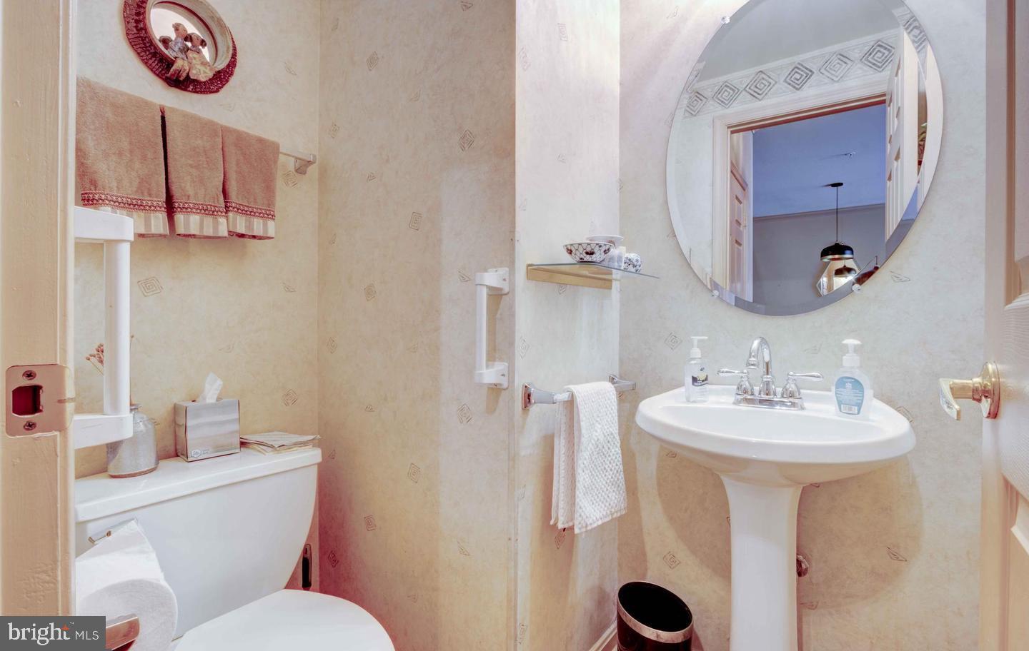 GREY ROCK VILLAS - Residential