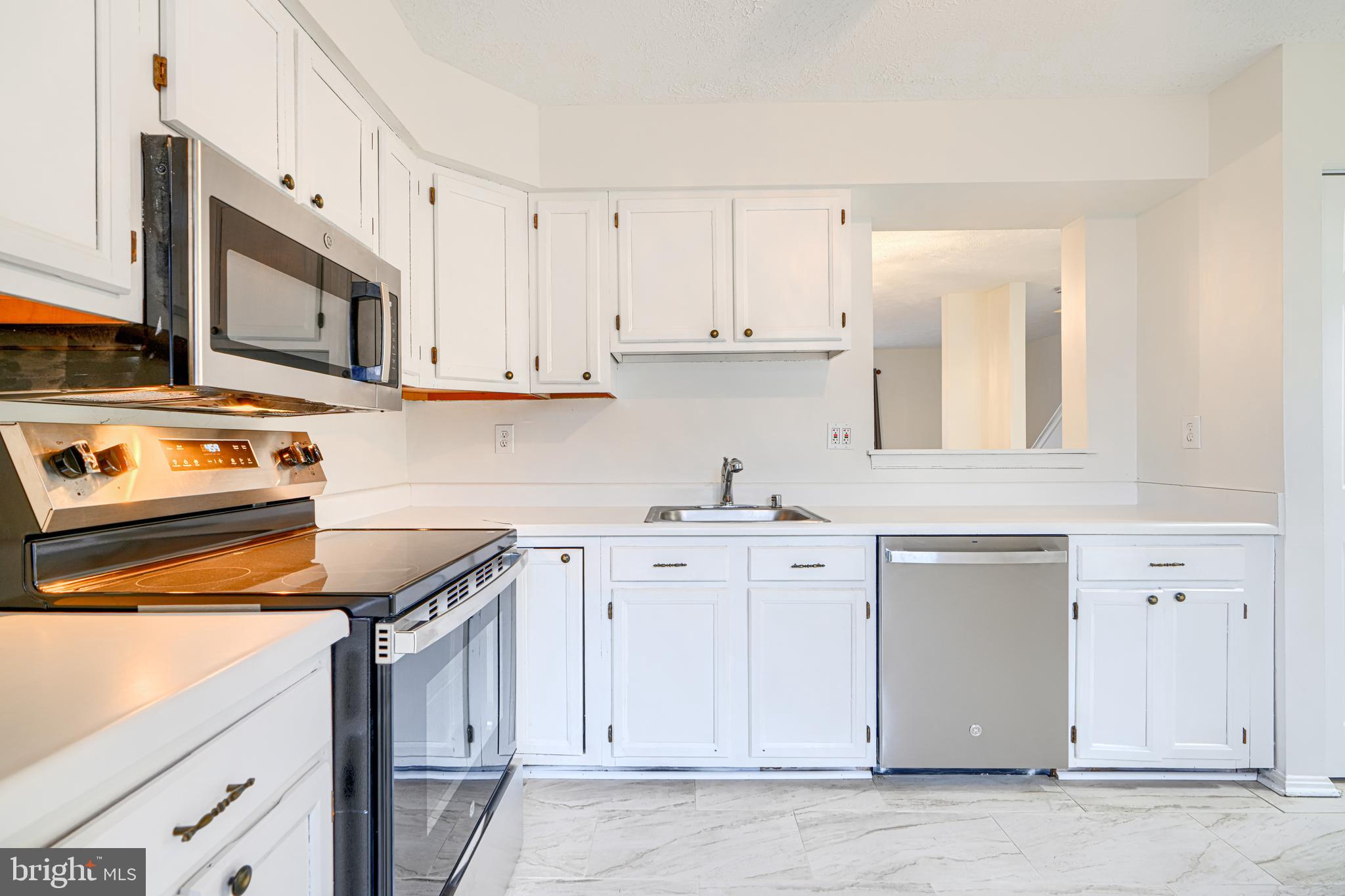 THE MEADOWS - Residential