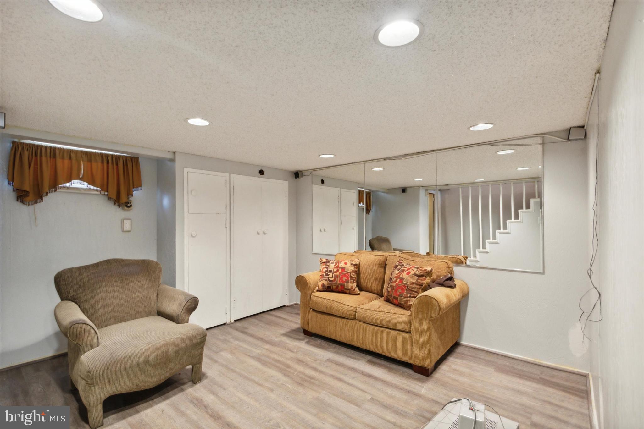 OVERBROOK PARK - Residential