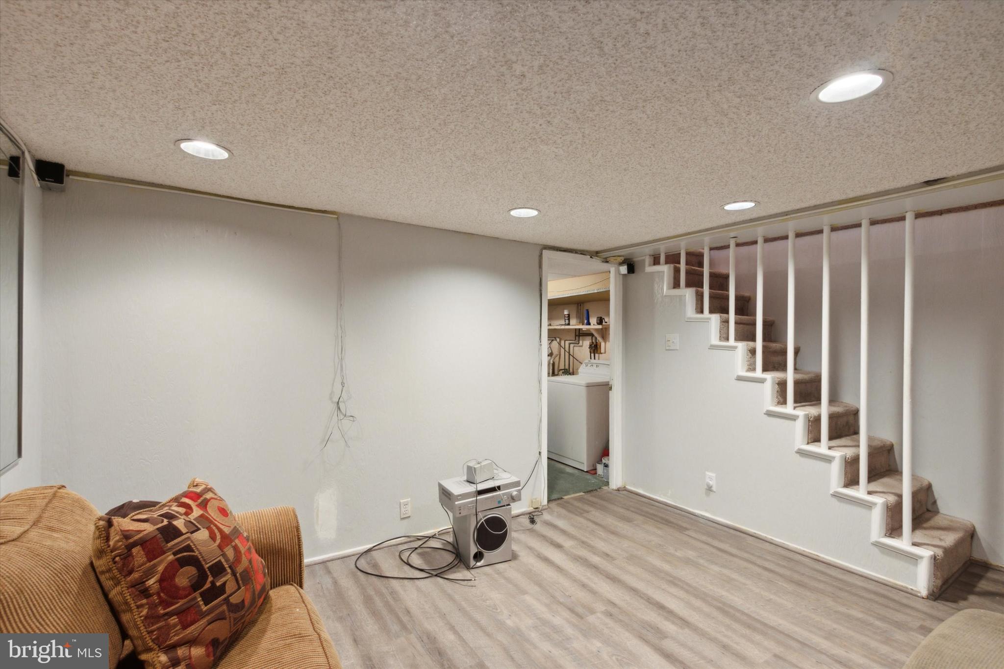 OVERBROOK PARK - Residential