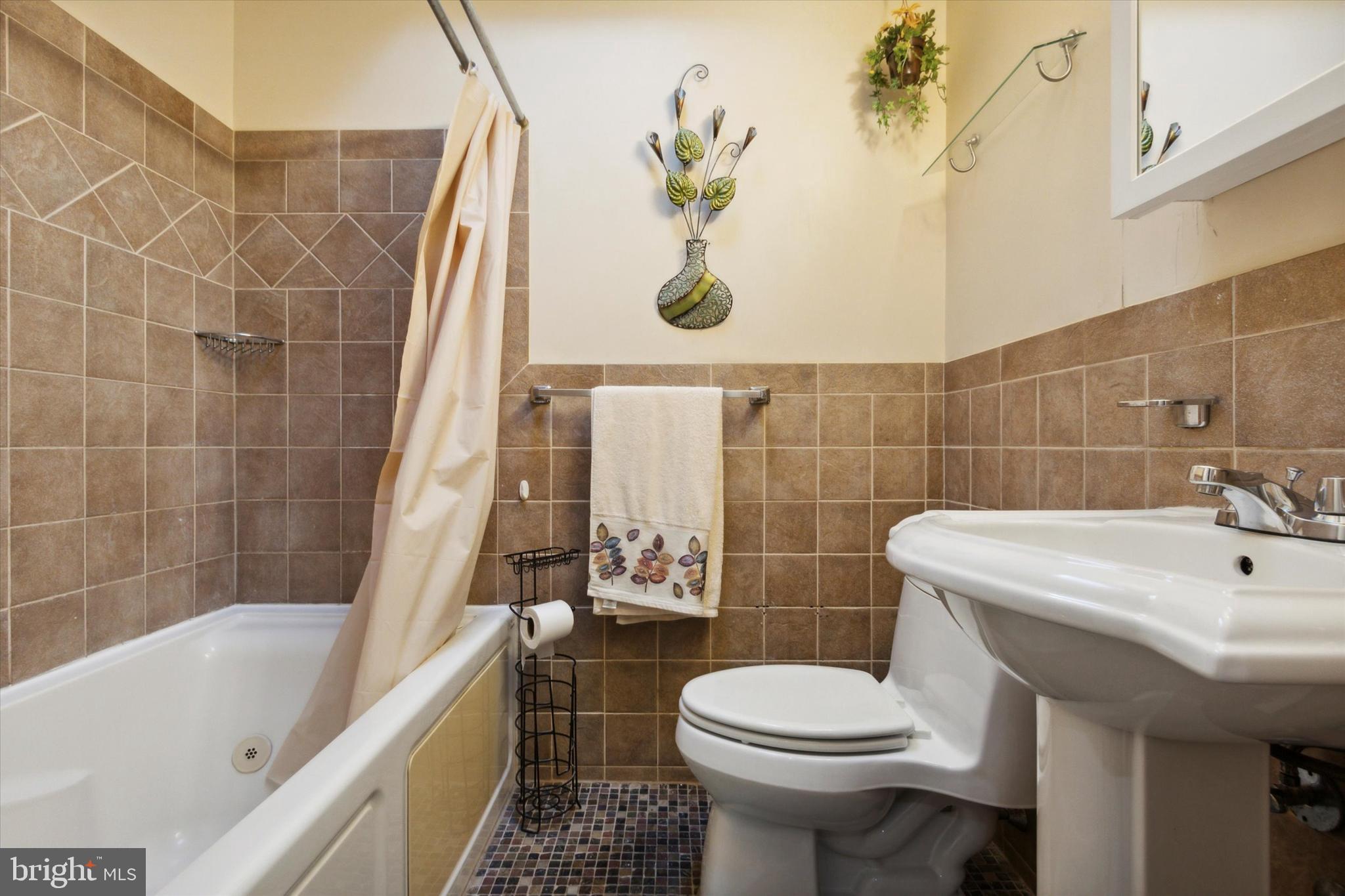 OVERBROOK PARK - Residential