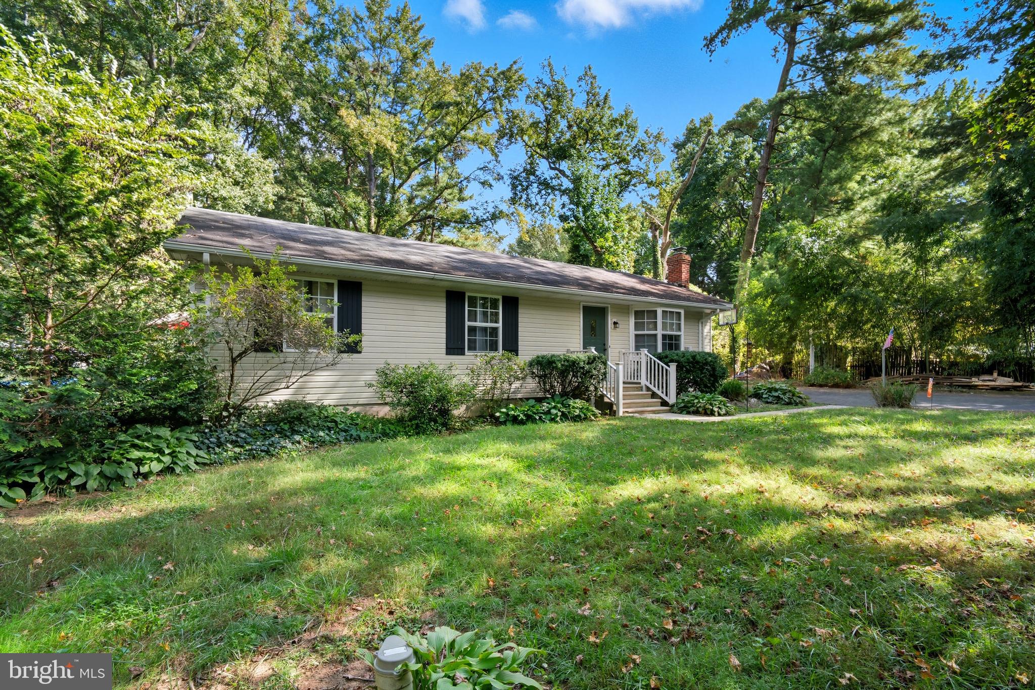 CHESTER HARBOR - Residential