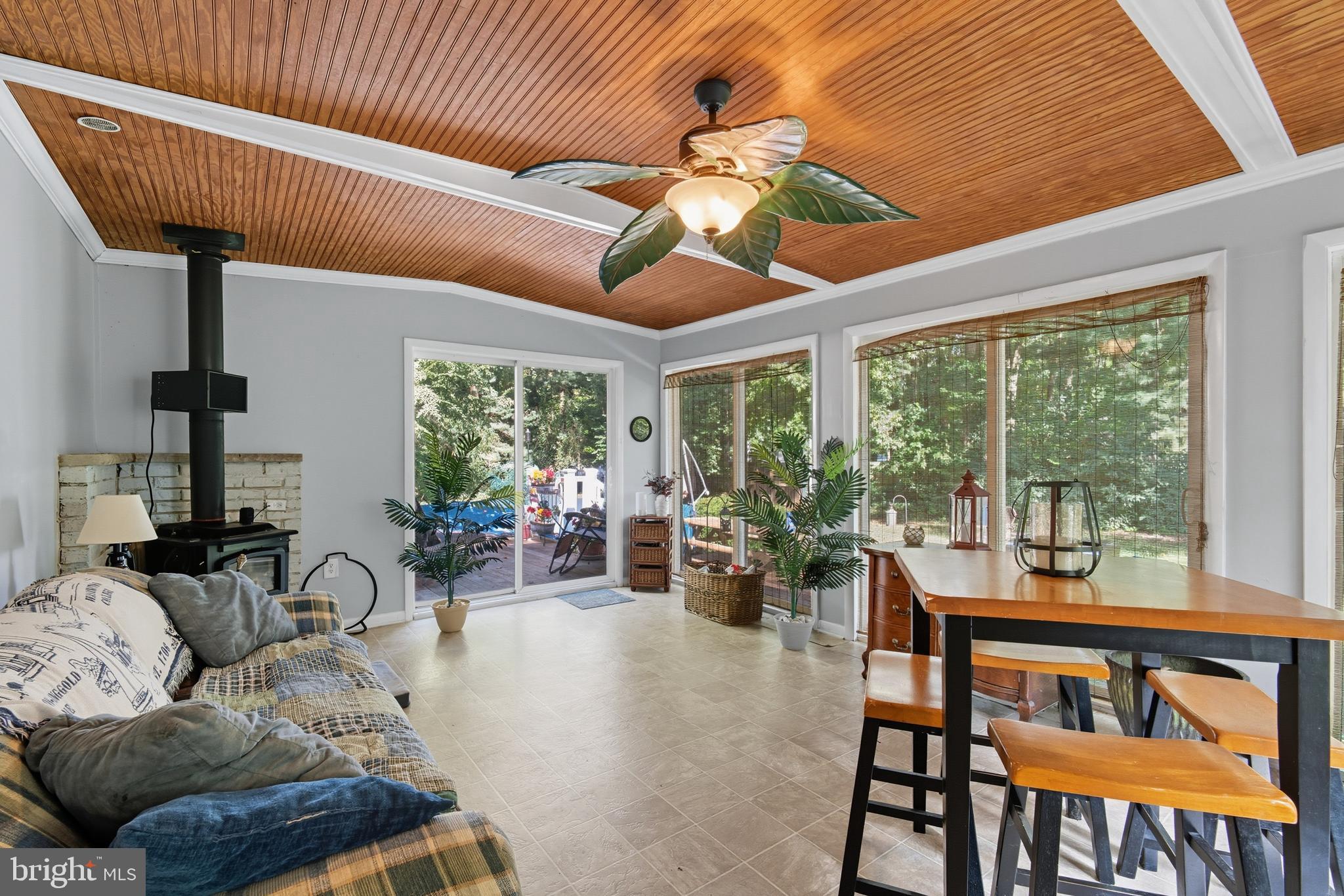 CHESTER HARBOR - Residential