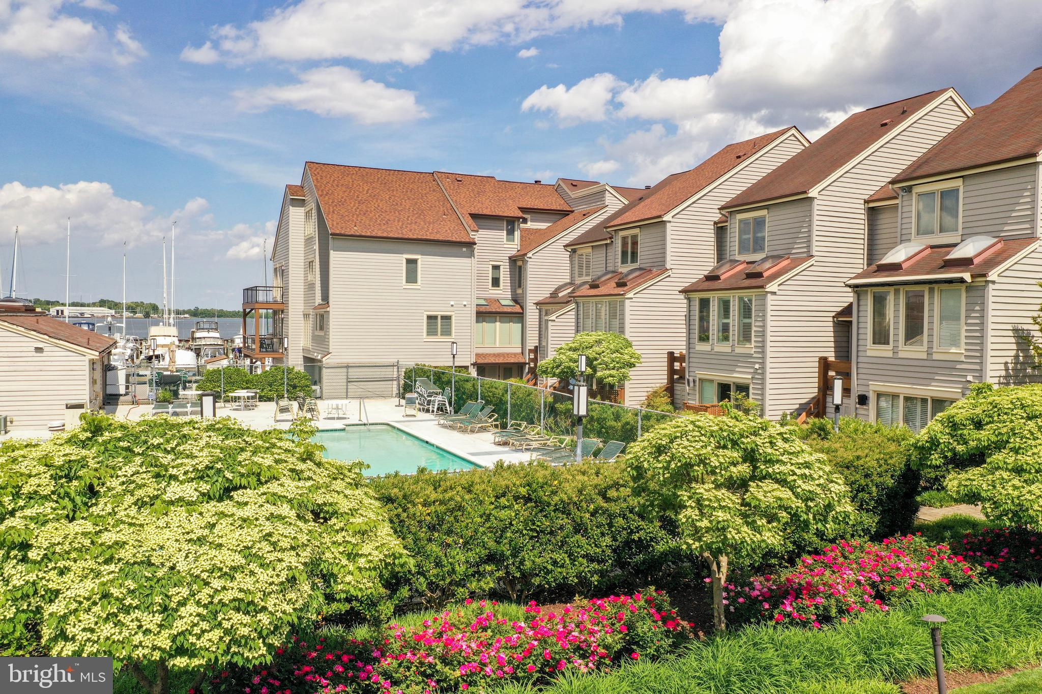CHESAPEAKE LANDING - Residential