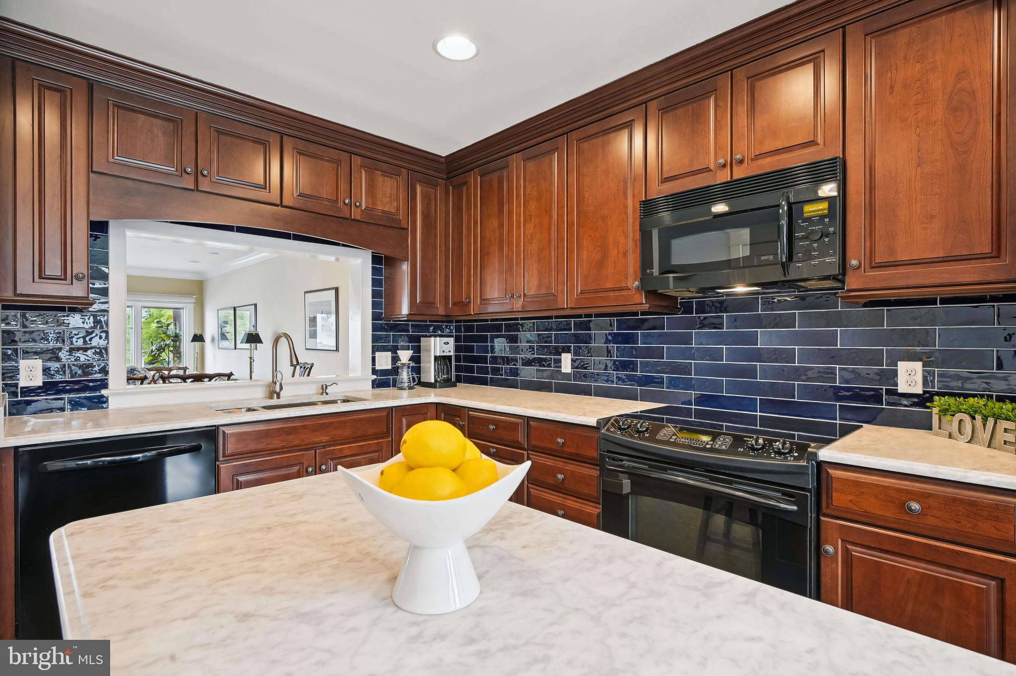 CHESAPEAKE LANDING - Residential