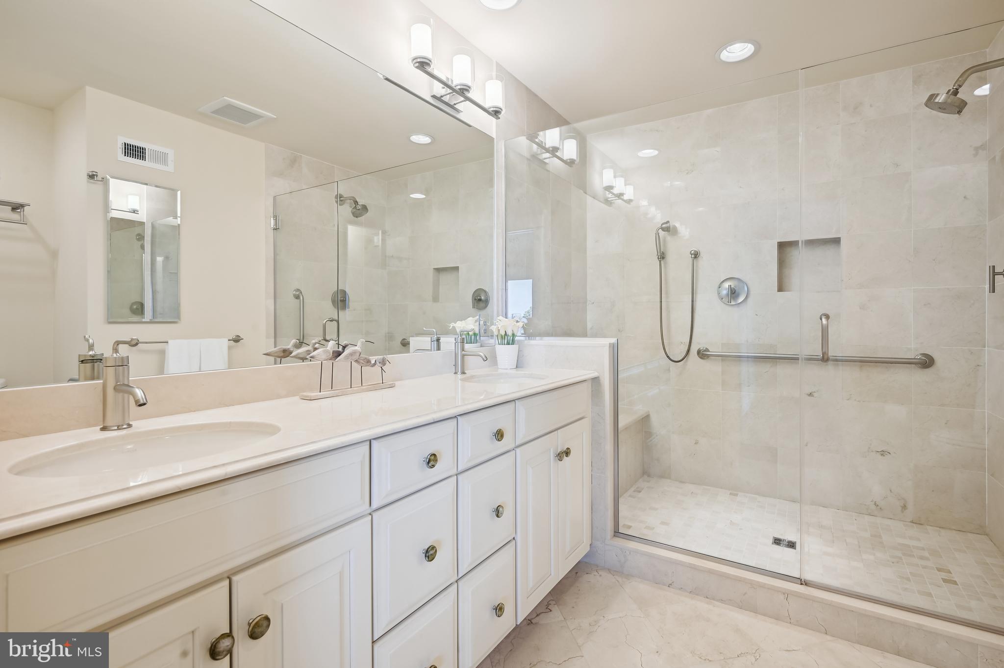 CHESAPEAKE LANDING - Residential