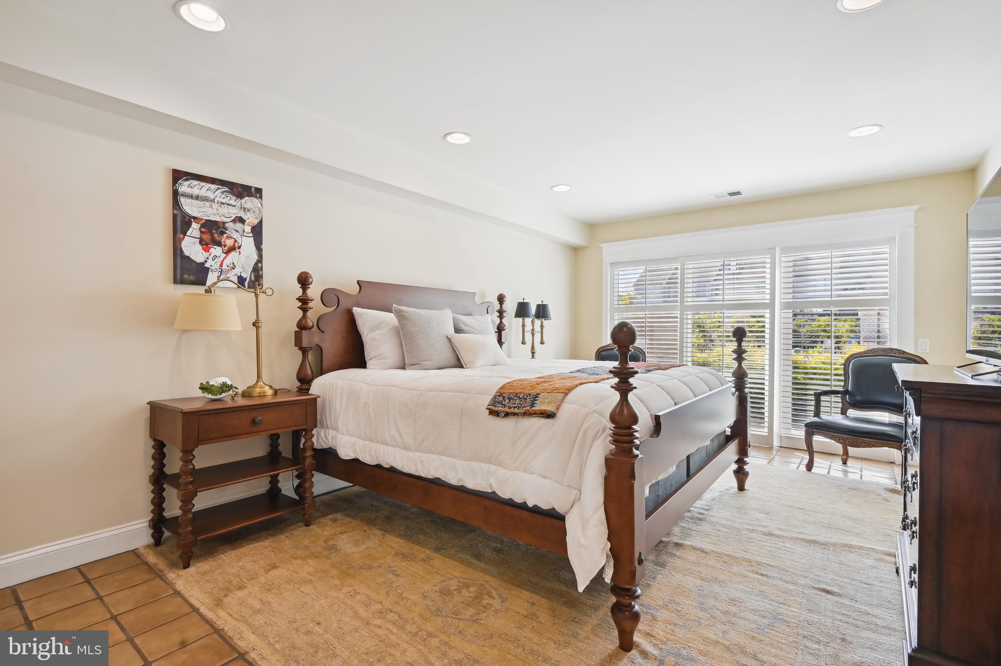 CHESAPEAKE LANDING - Residential