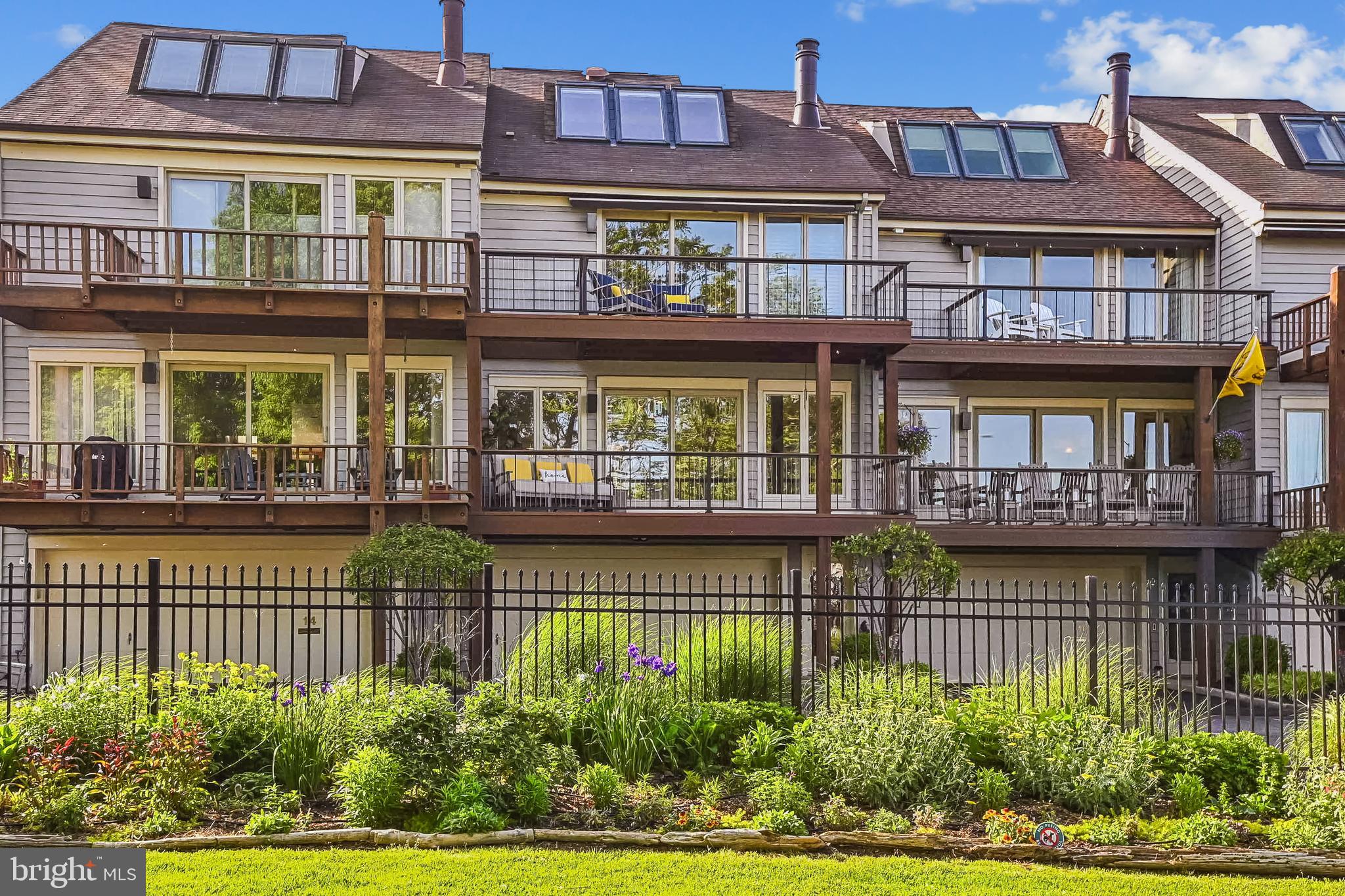 CHESAPEAKE LANDING - Residential