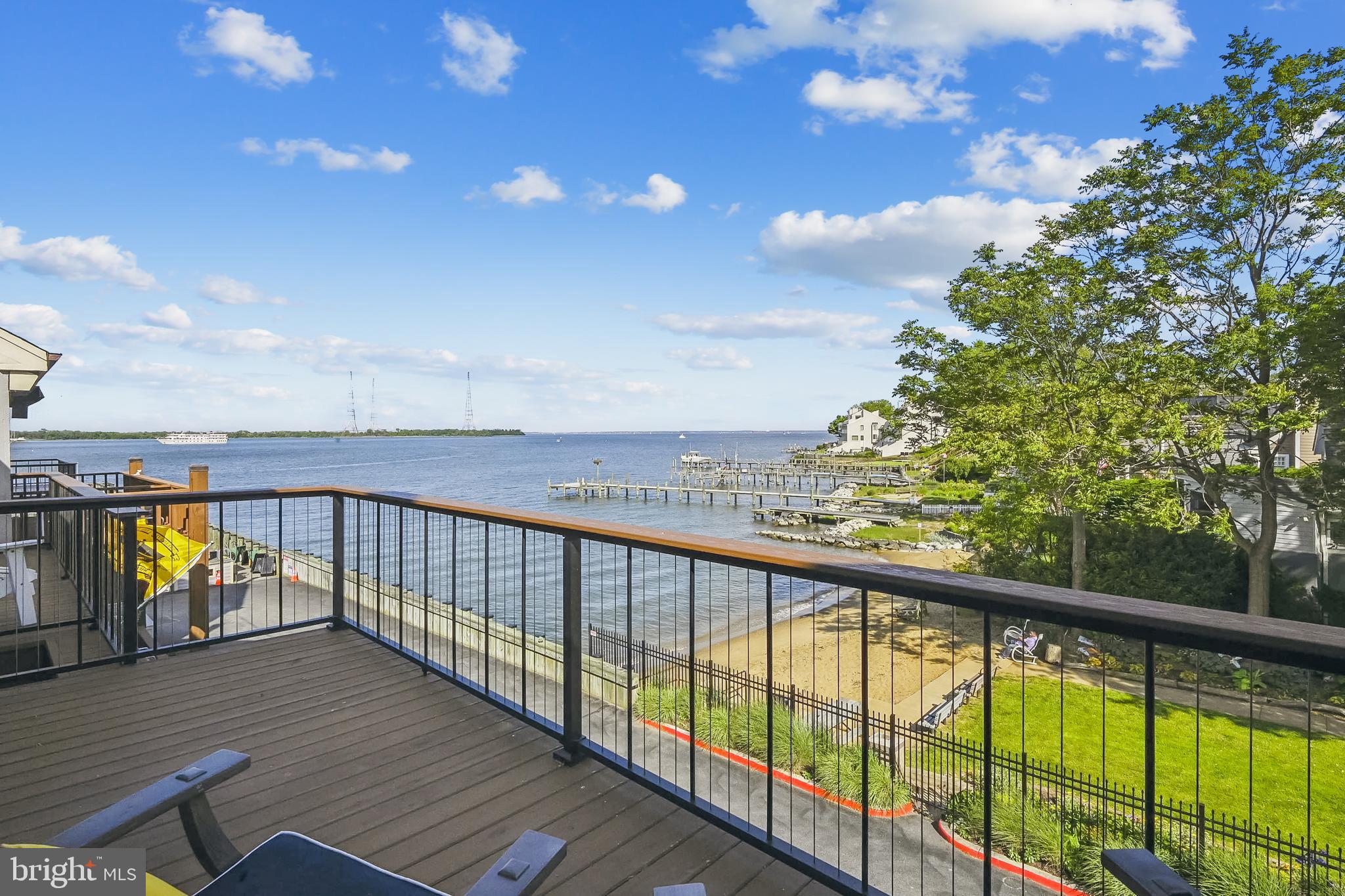 CHESAPEAKE LANDING - Residential