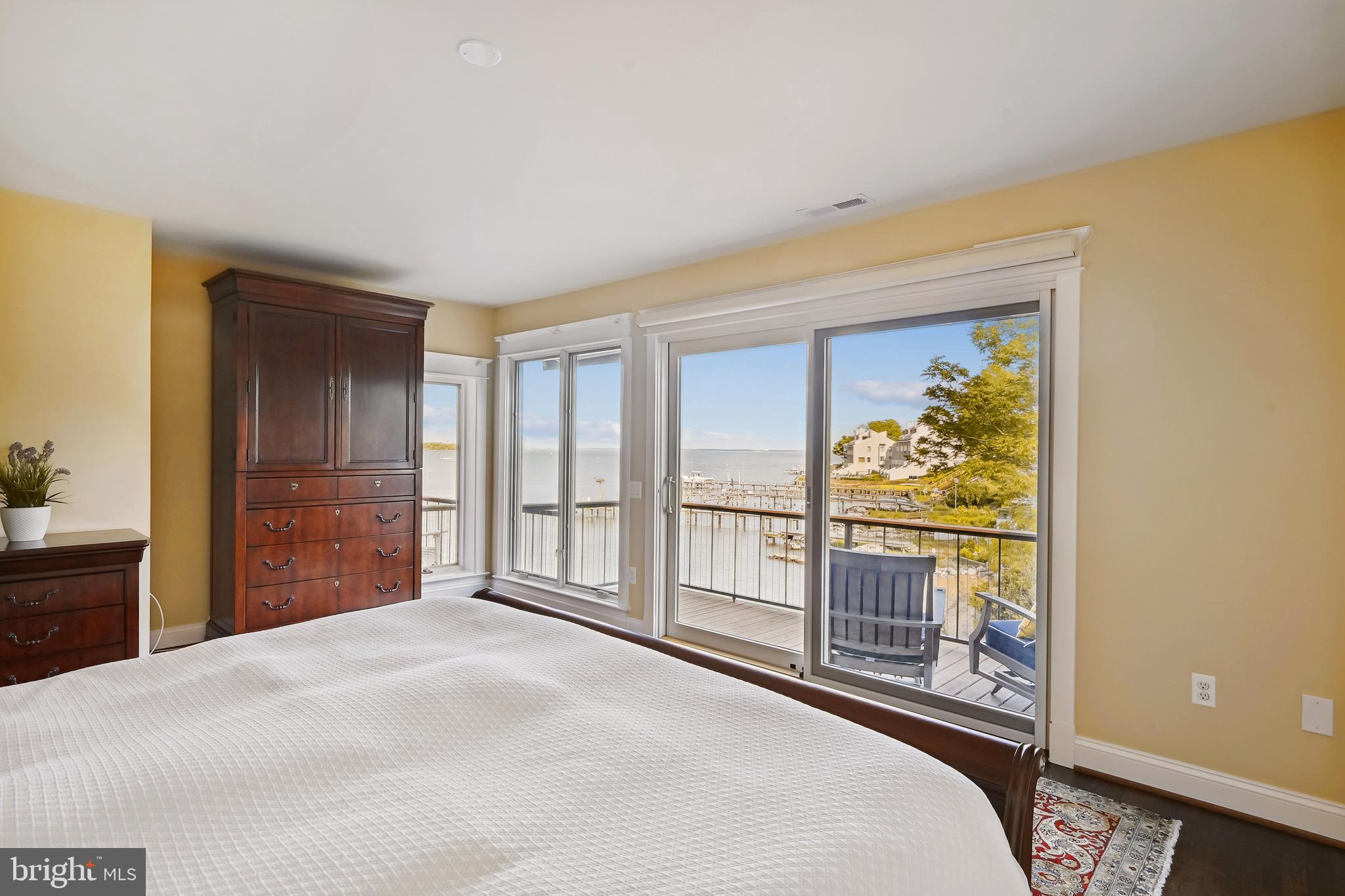 CHESAPEAKE LANDING - Residential