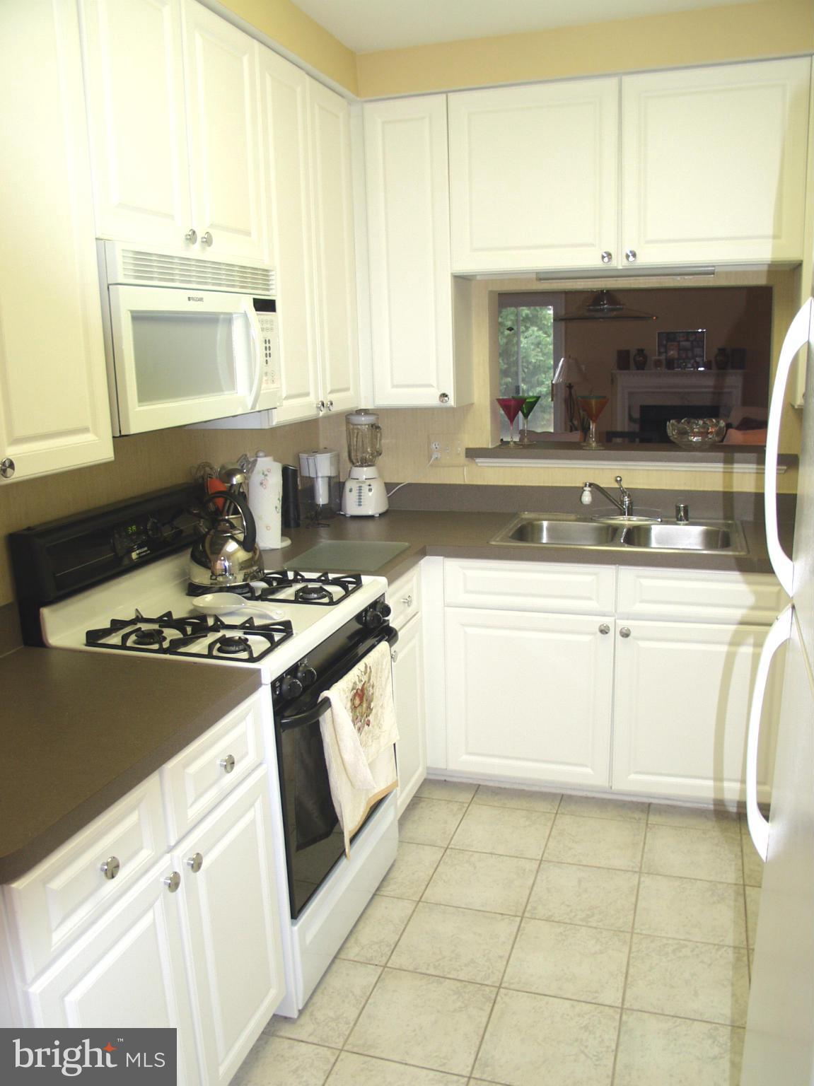 MANORS AT MCNAIR FARMS - Residential Lease