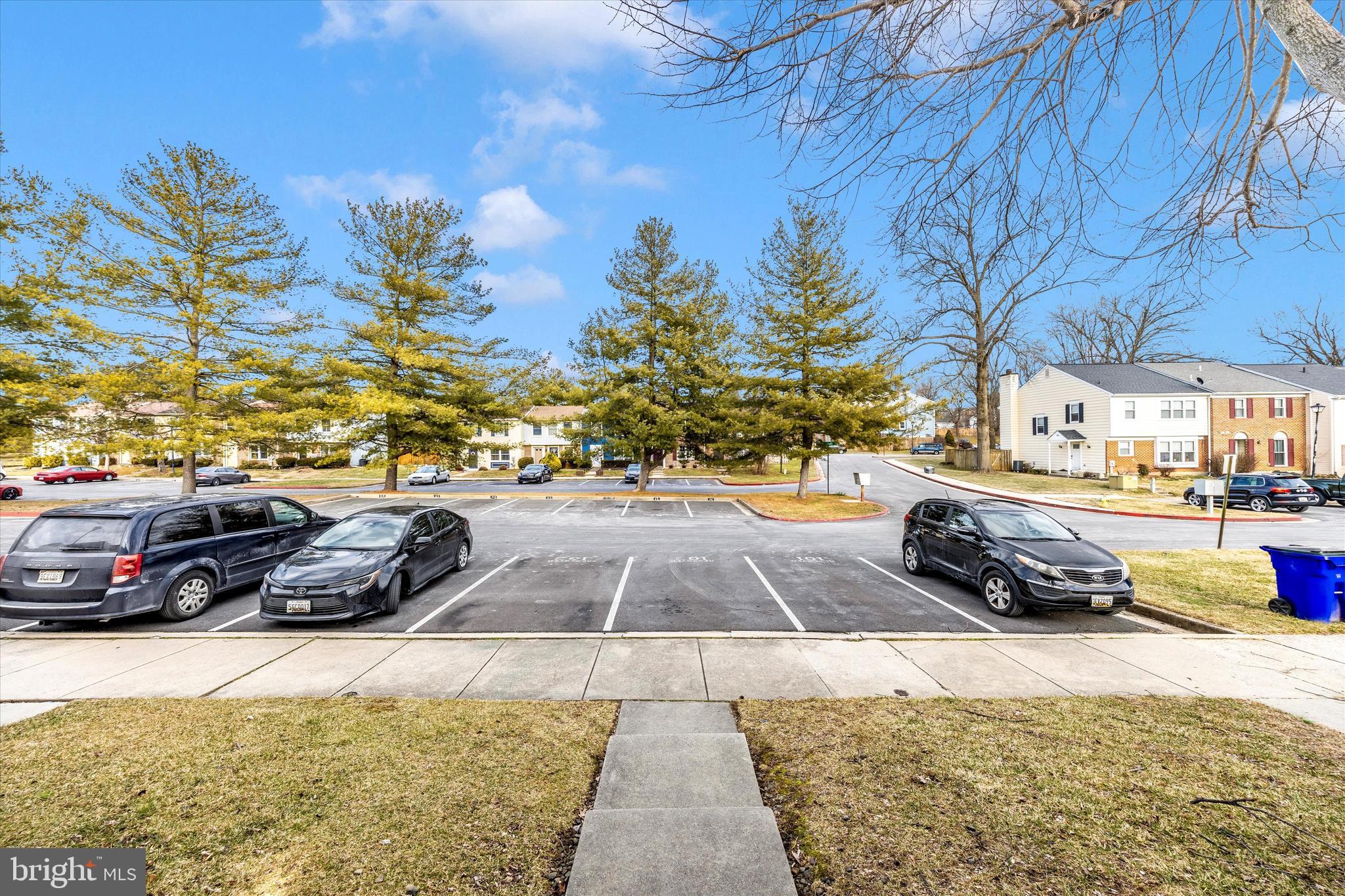 GLADE TOWN - Residential