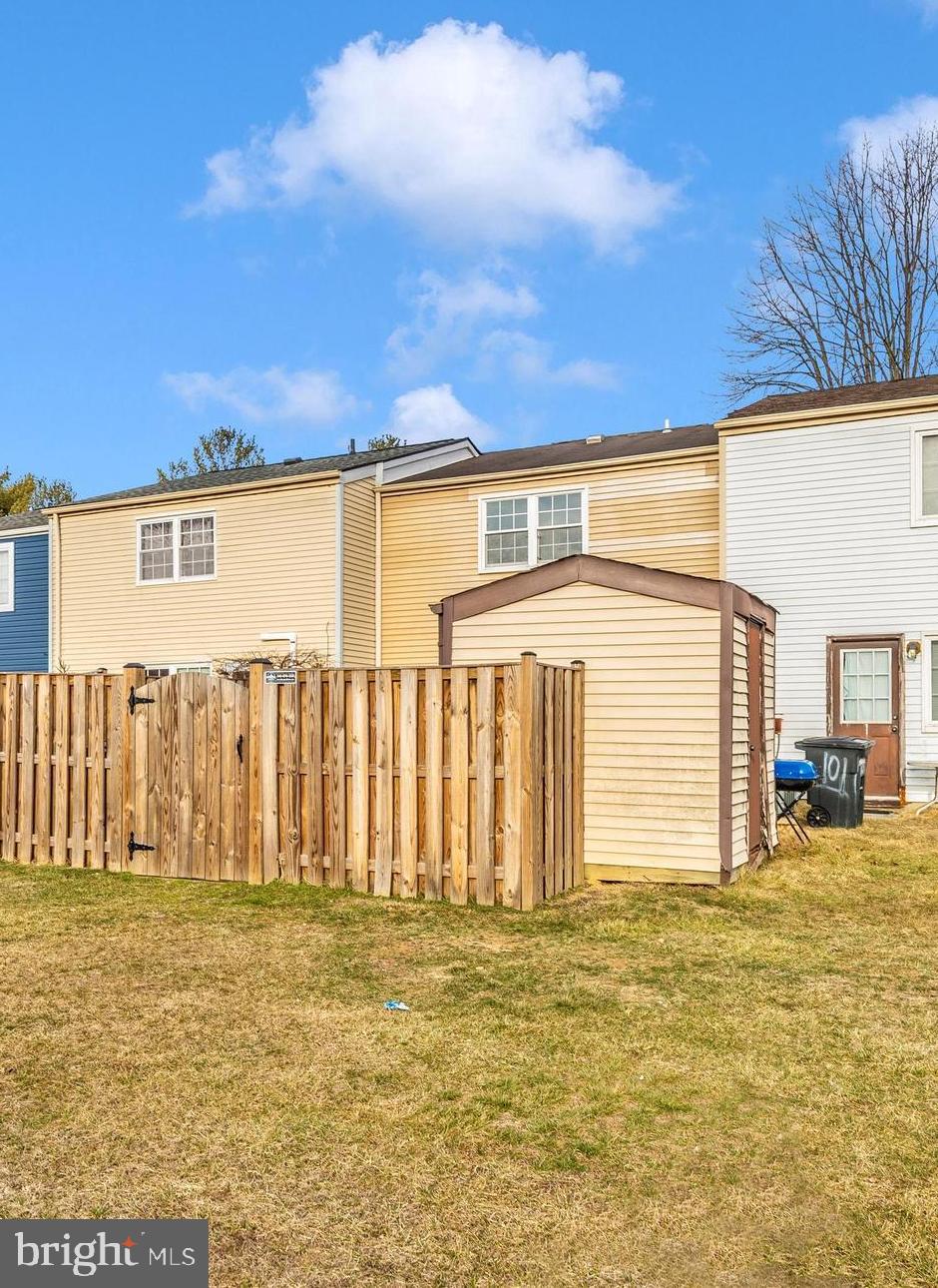 GLADE TOWN - Residential