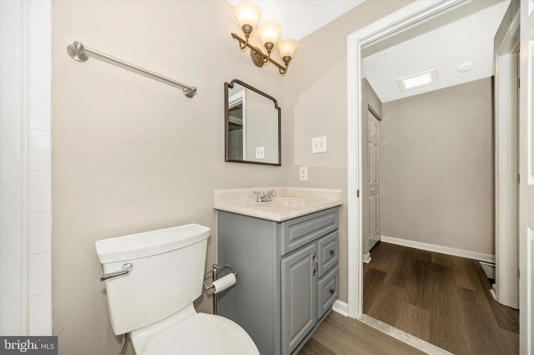 GLADE TOWN - Residential