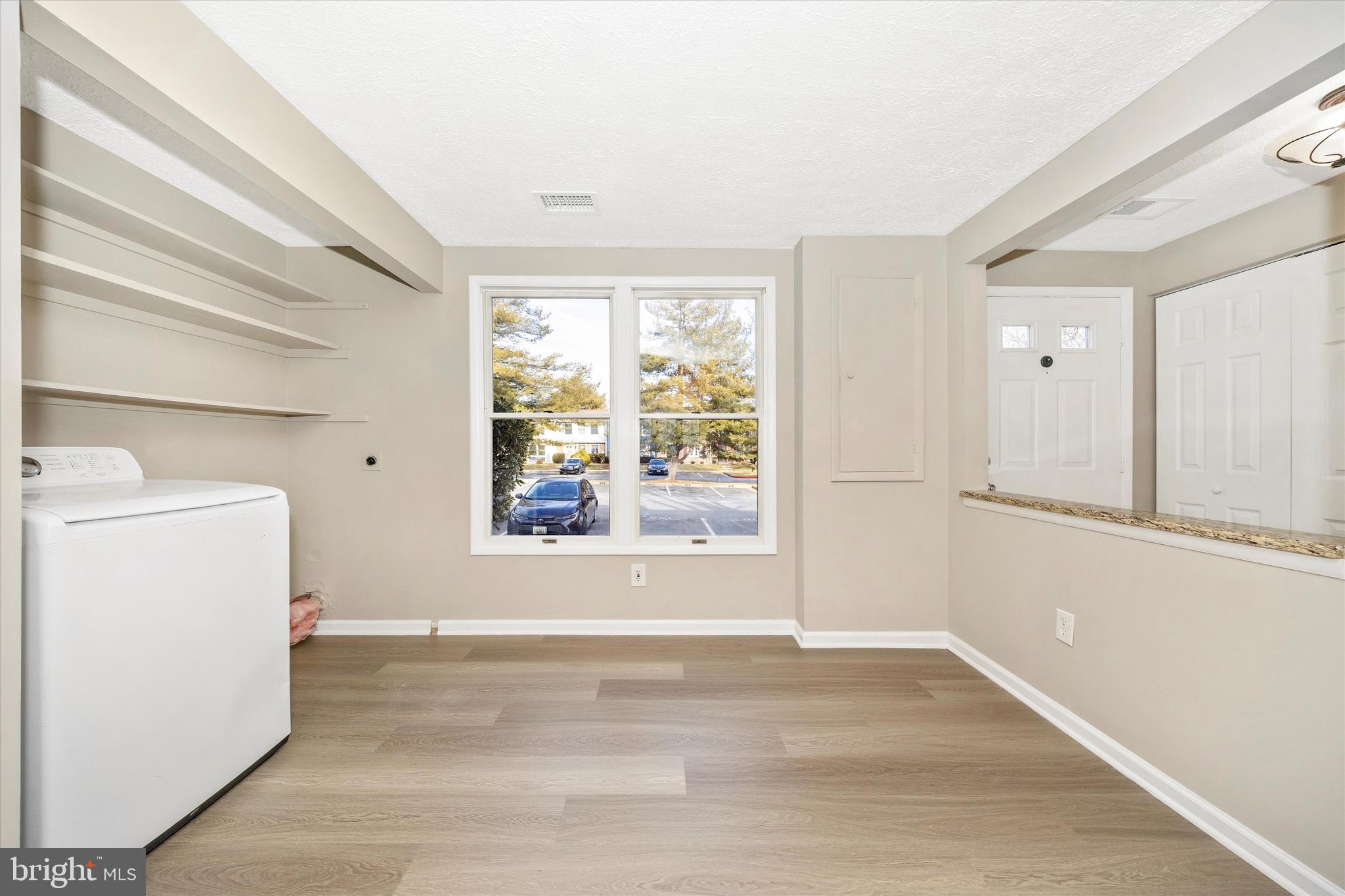 GLADE TOWN - Residential