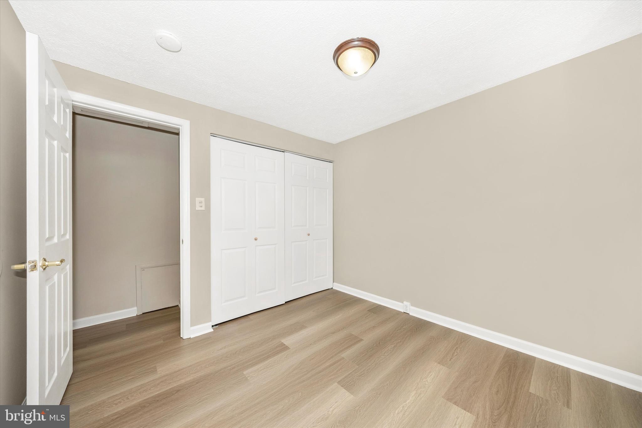 GLADE TOWN - Residential