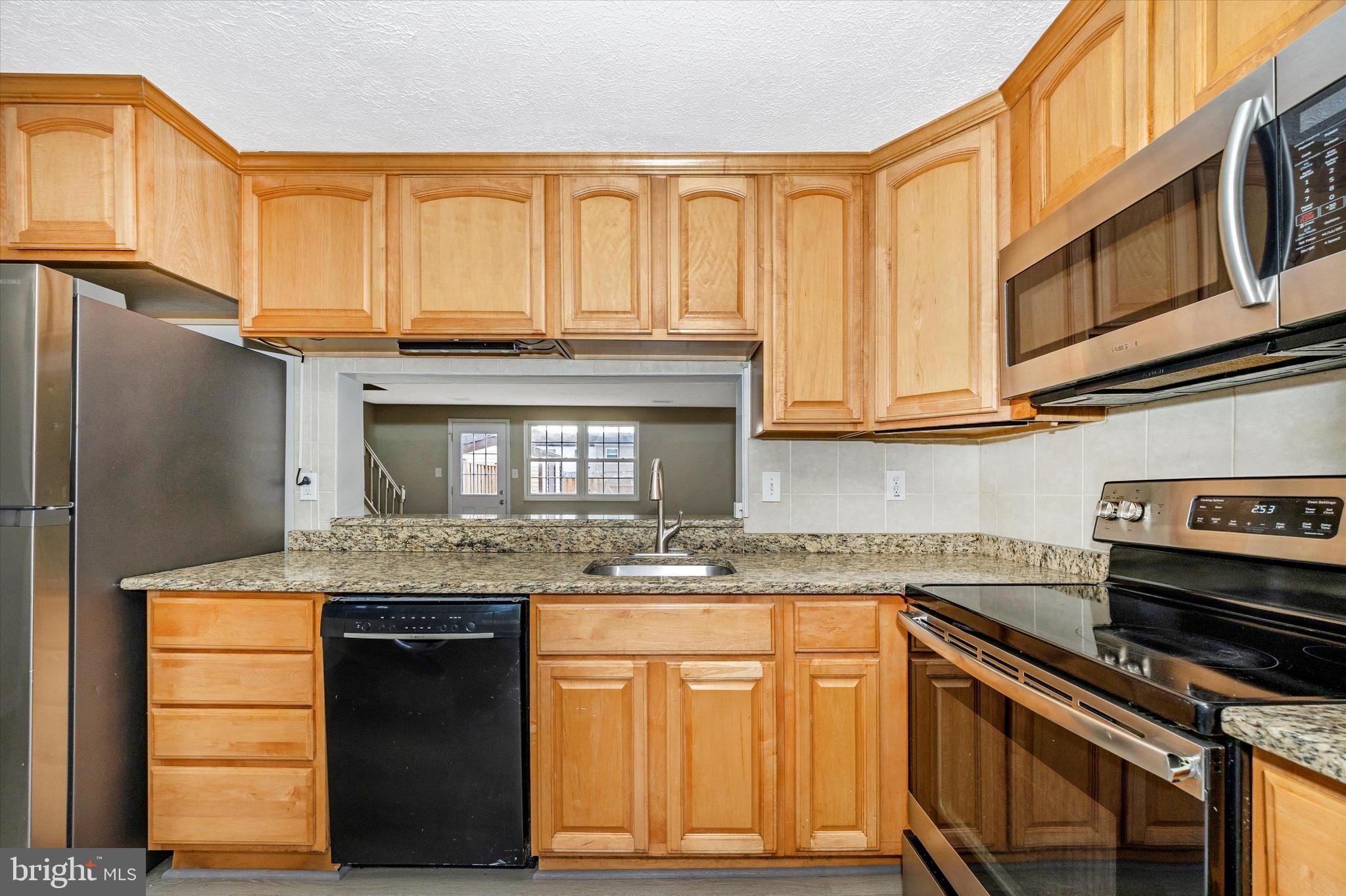 GLADE TOWN - Residential