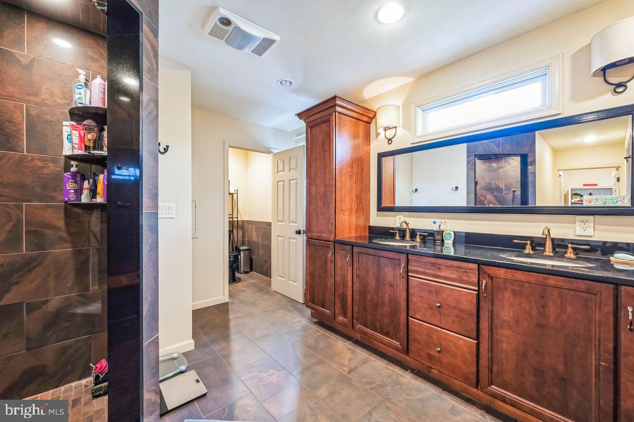 PEBBLE BROOK - Residential