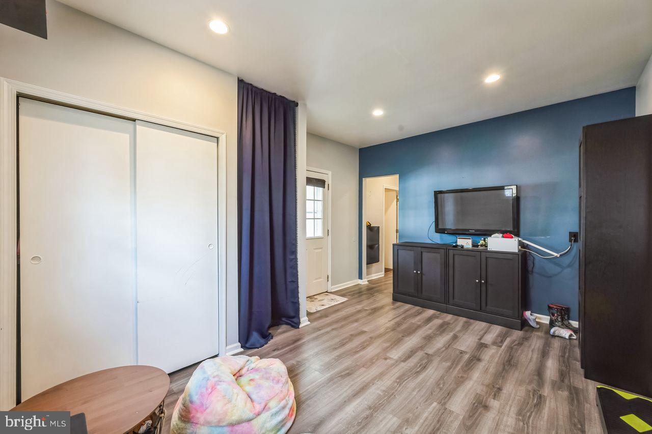PEBBLE BROOK - Residential