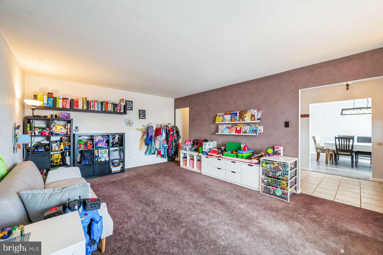 PEBBLE BROOK - Residential